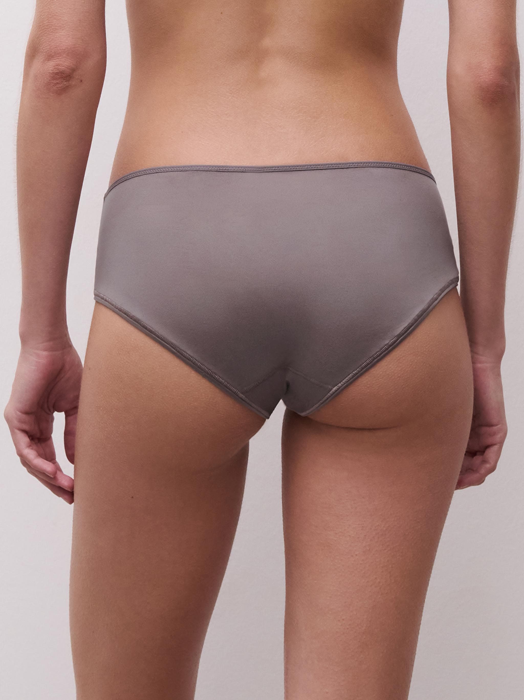 Shorty - Bronzed Taupe