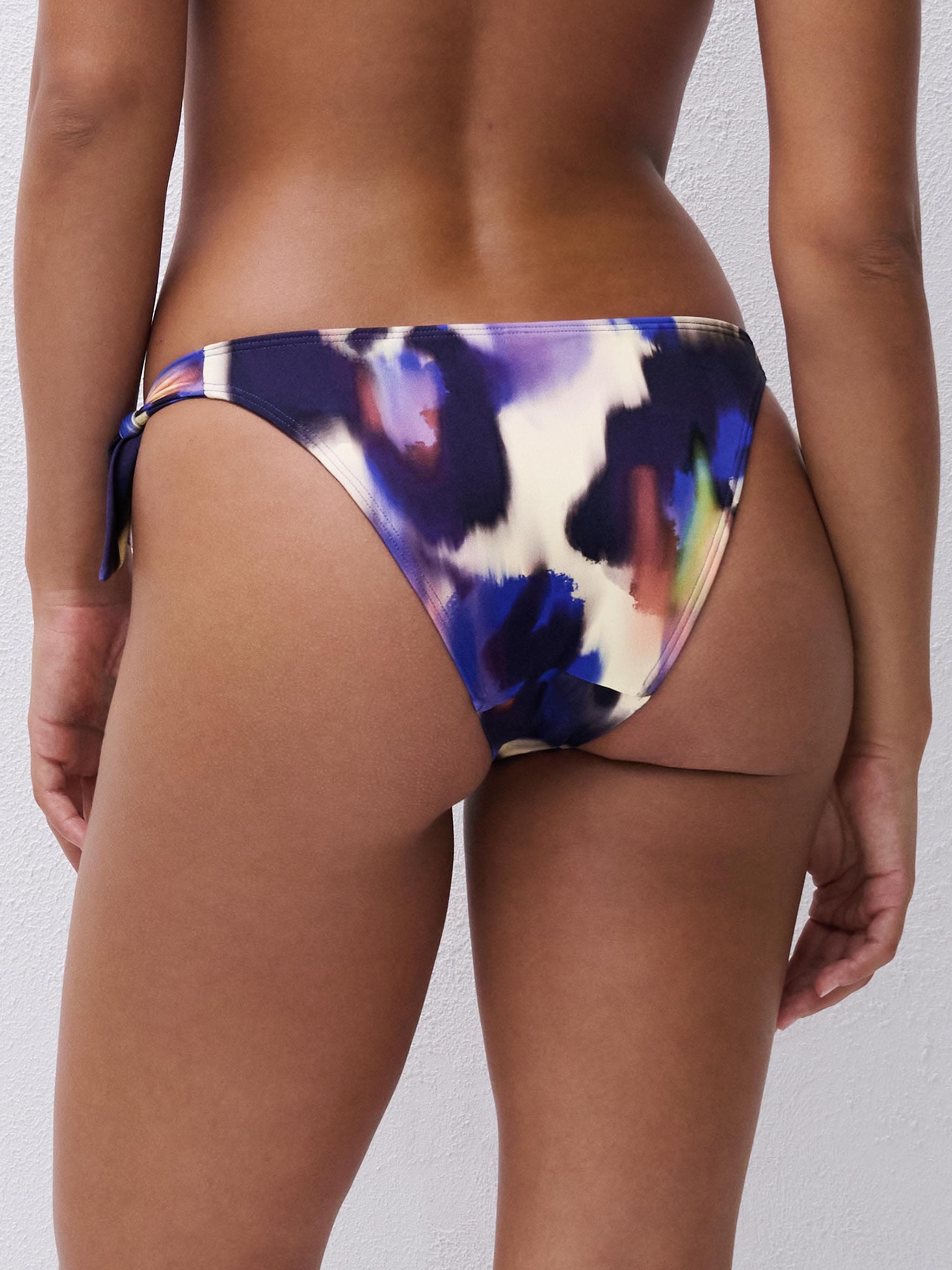 Bikini Slip - Blurred night