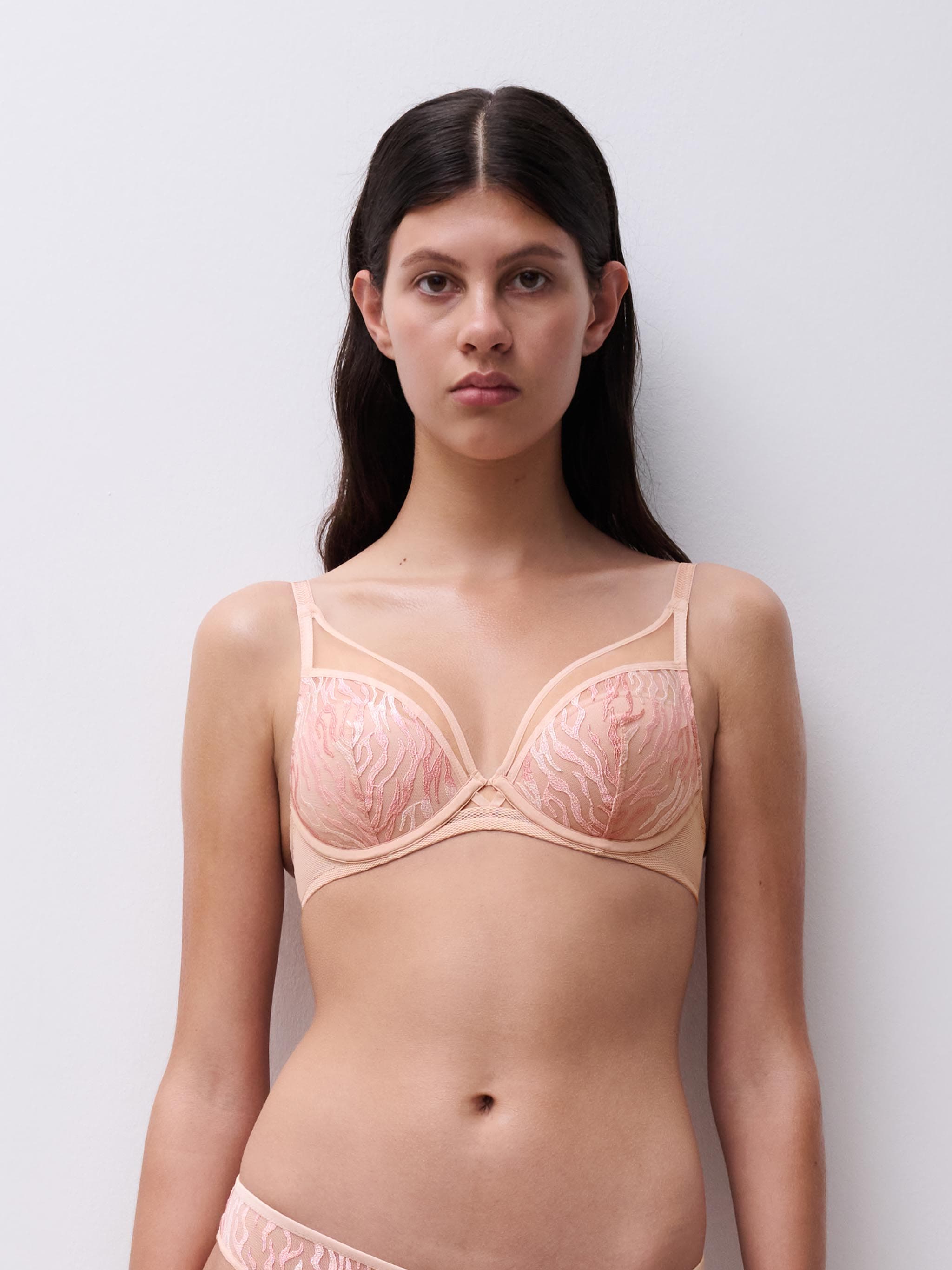 Plunge BH - Nude Kamee