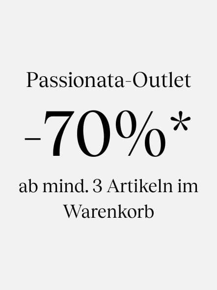 Text in German: "Passionata-Outlet -70%* ab mind. 3 Artikeln im Warenkorb" on a white background.
