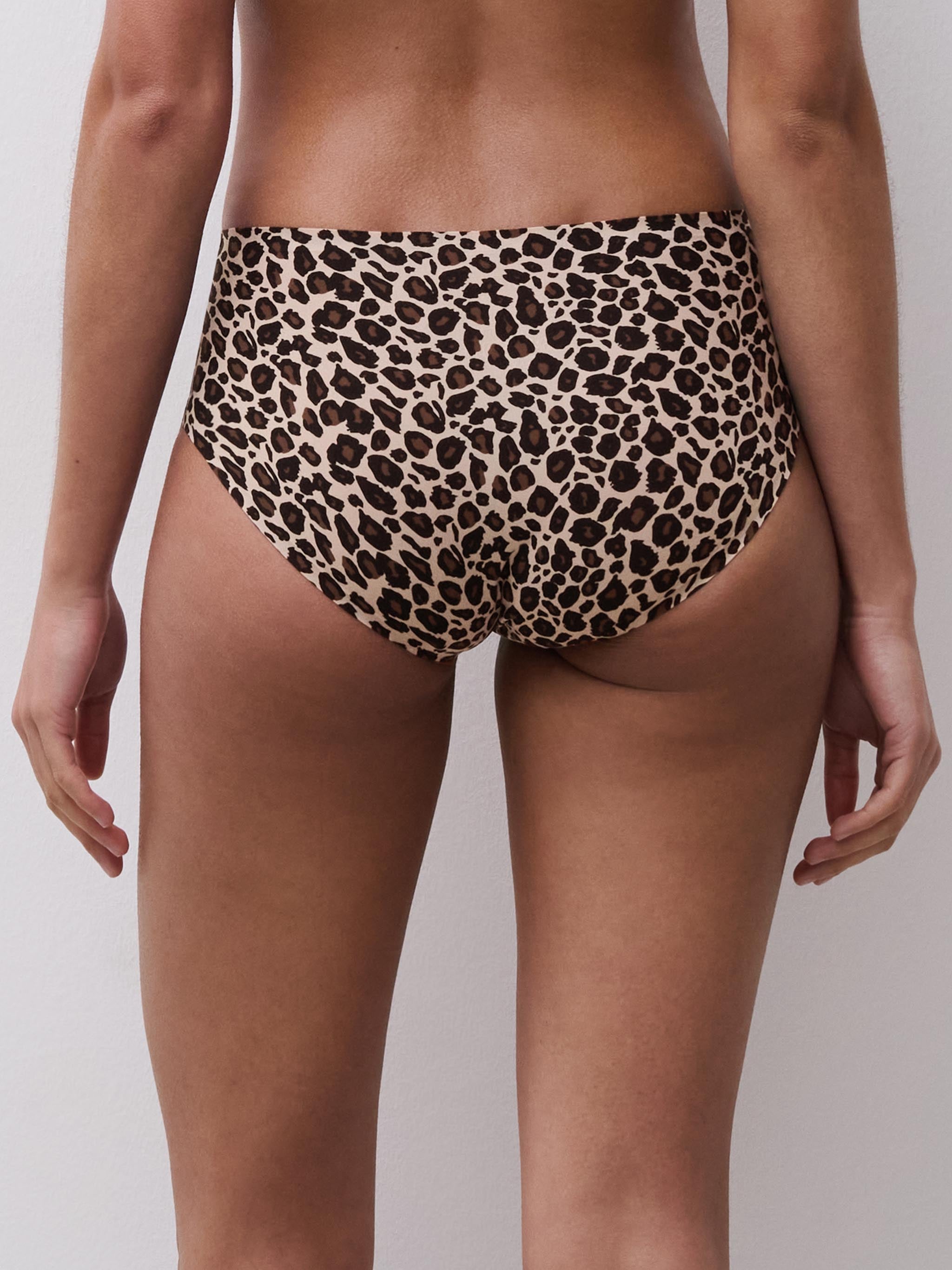 Shorty - Leopard Print