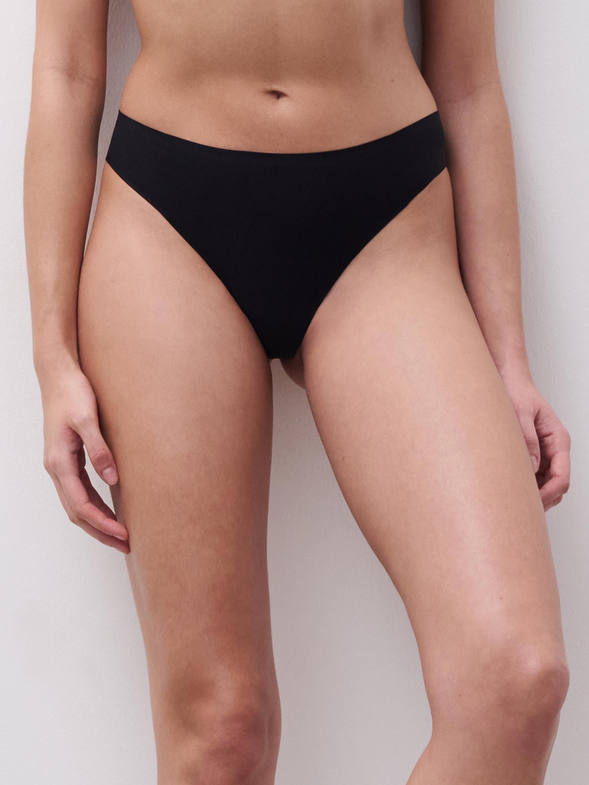 String dentelle - Noir
