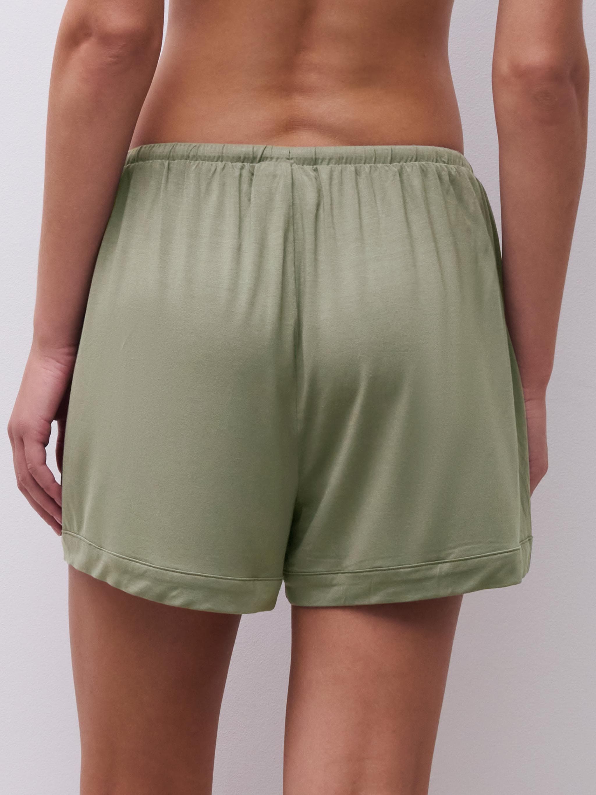 Short - Green Qwartz