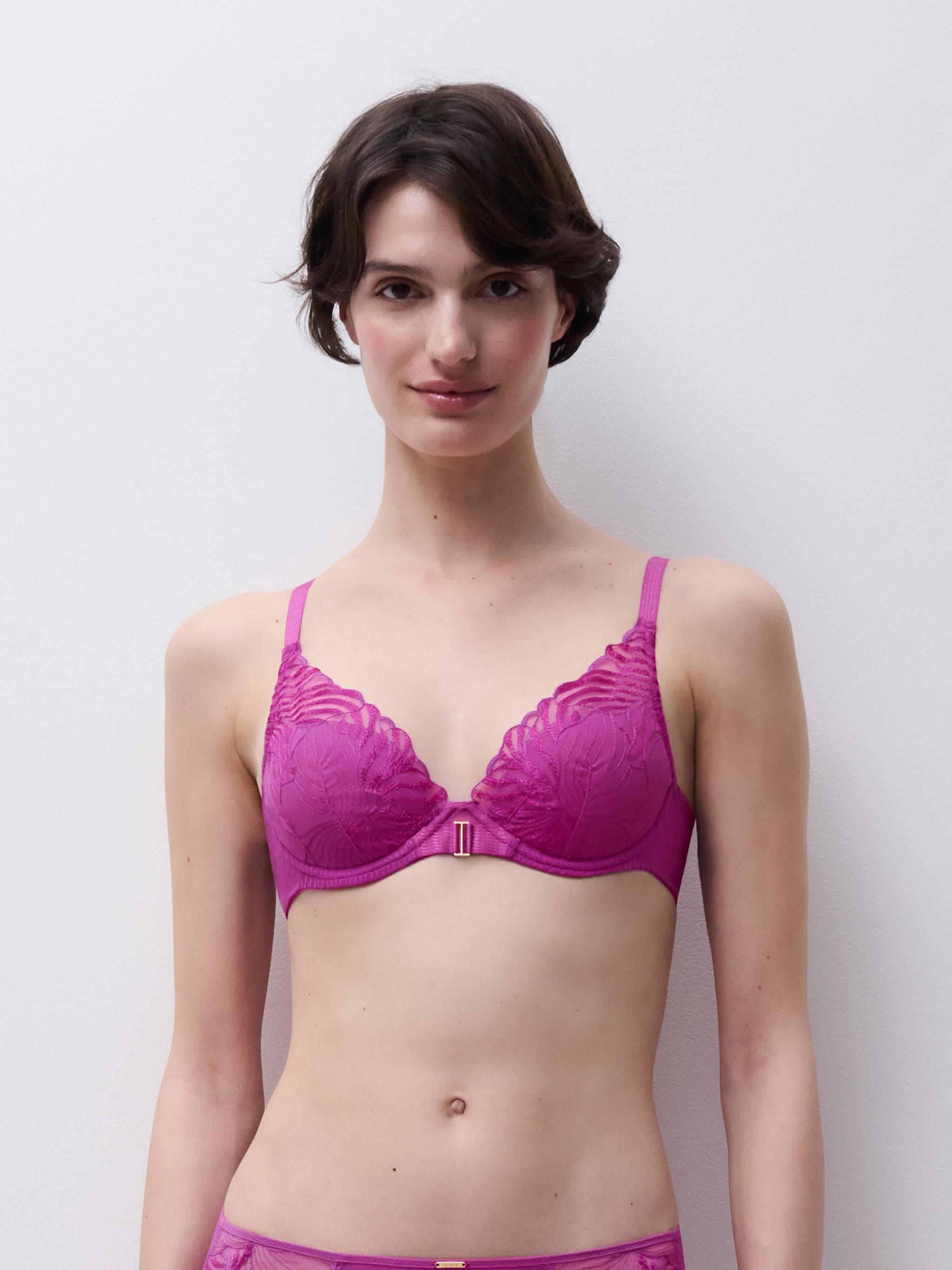Soutien-gorge coques plongeant