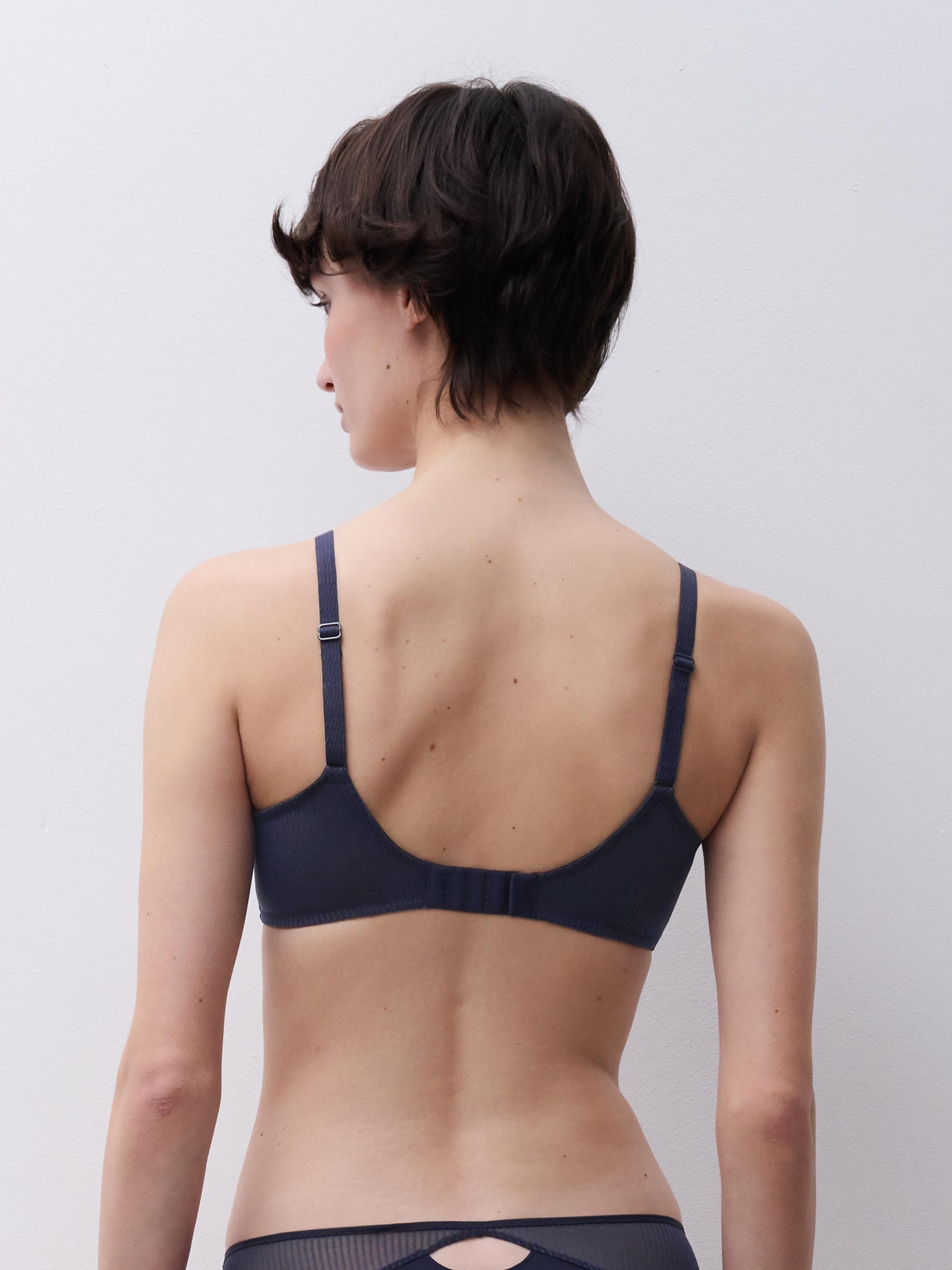 Soutien-gorge coques sans armature maintien