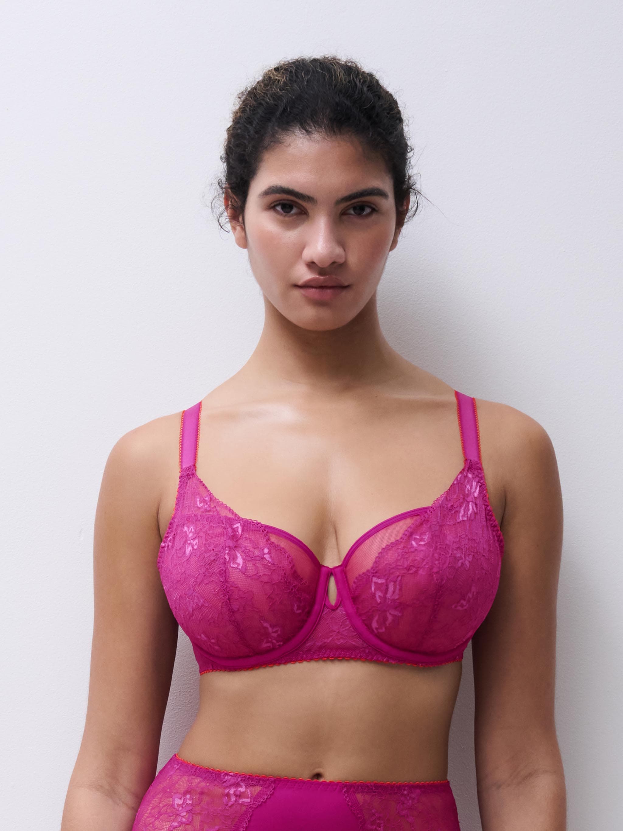 Soutien-gorge corbeille
