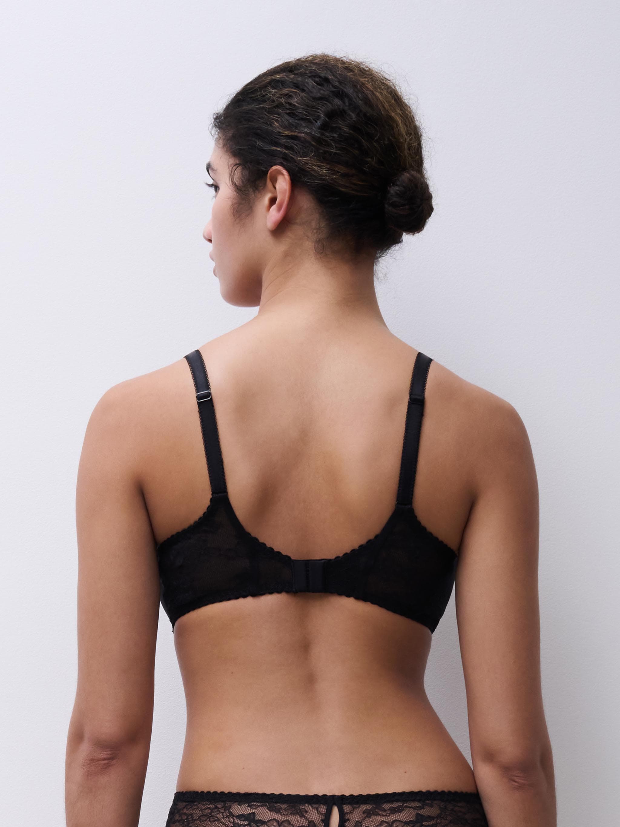 Soutien-gorge corbeille mémoire de forme