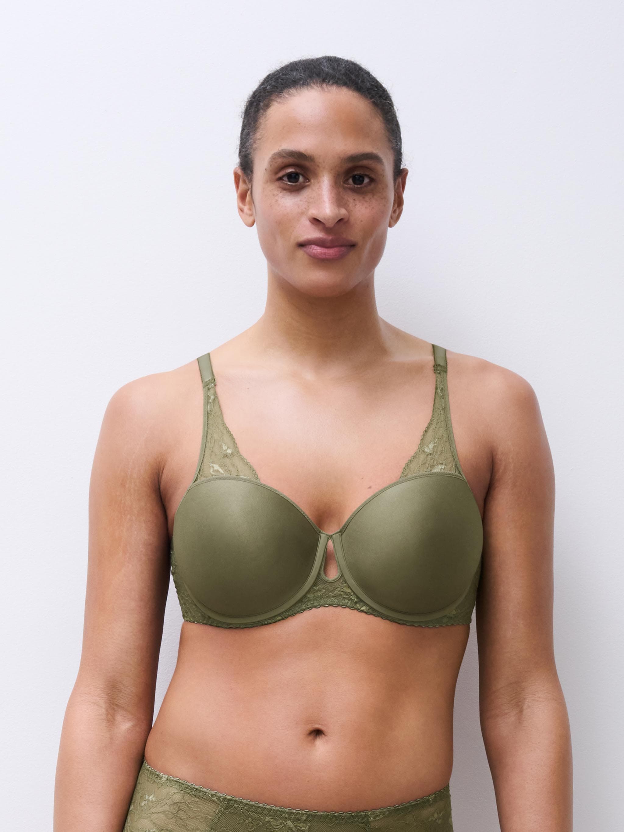 Soutien-gorge corbeille mémoire de forme