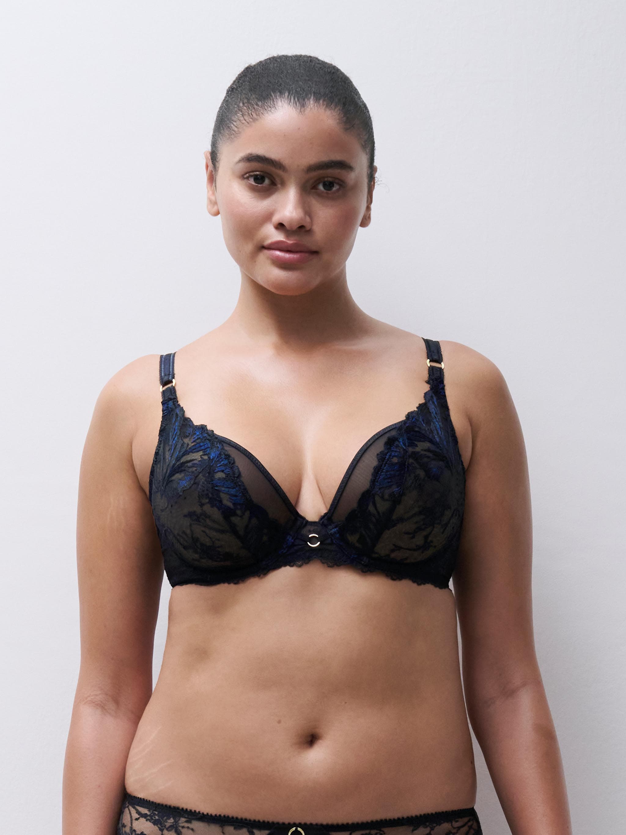 Soutien-gorge emboîtant