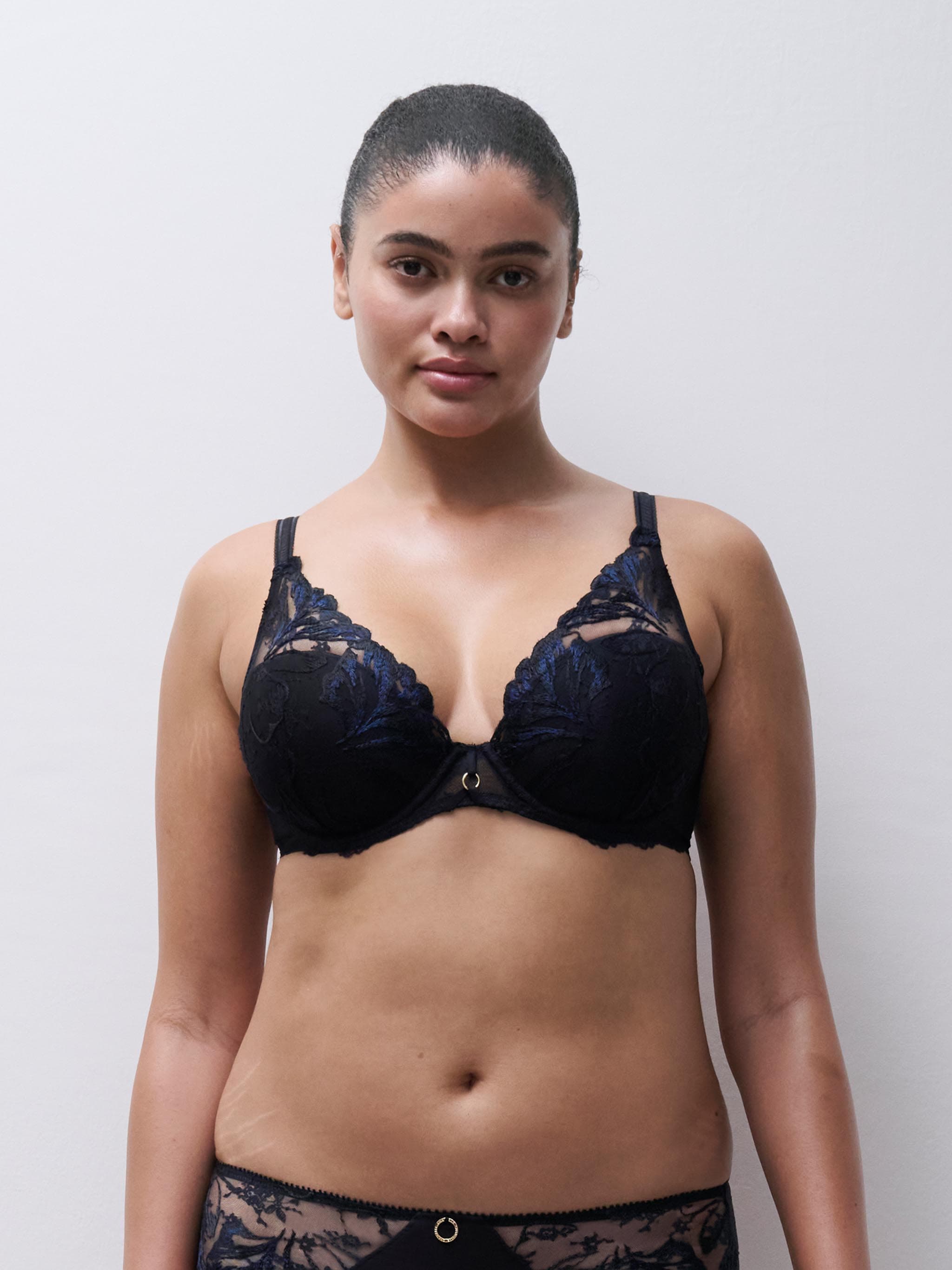 Soutien-gorge coques plongeant