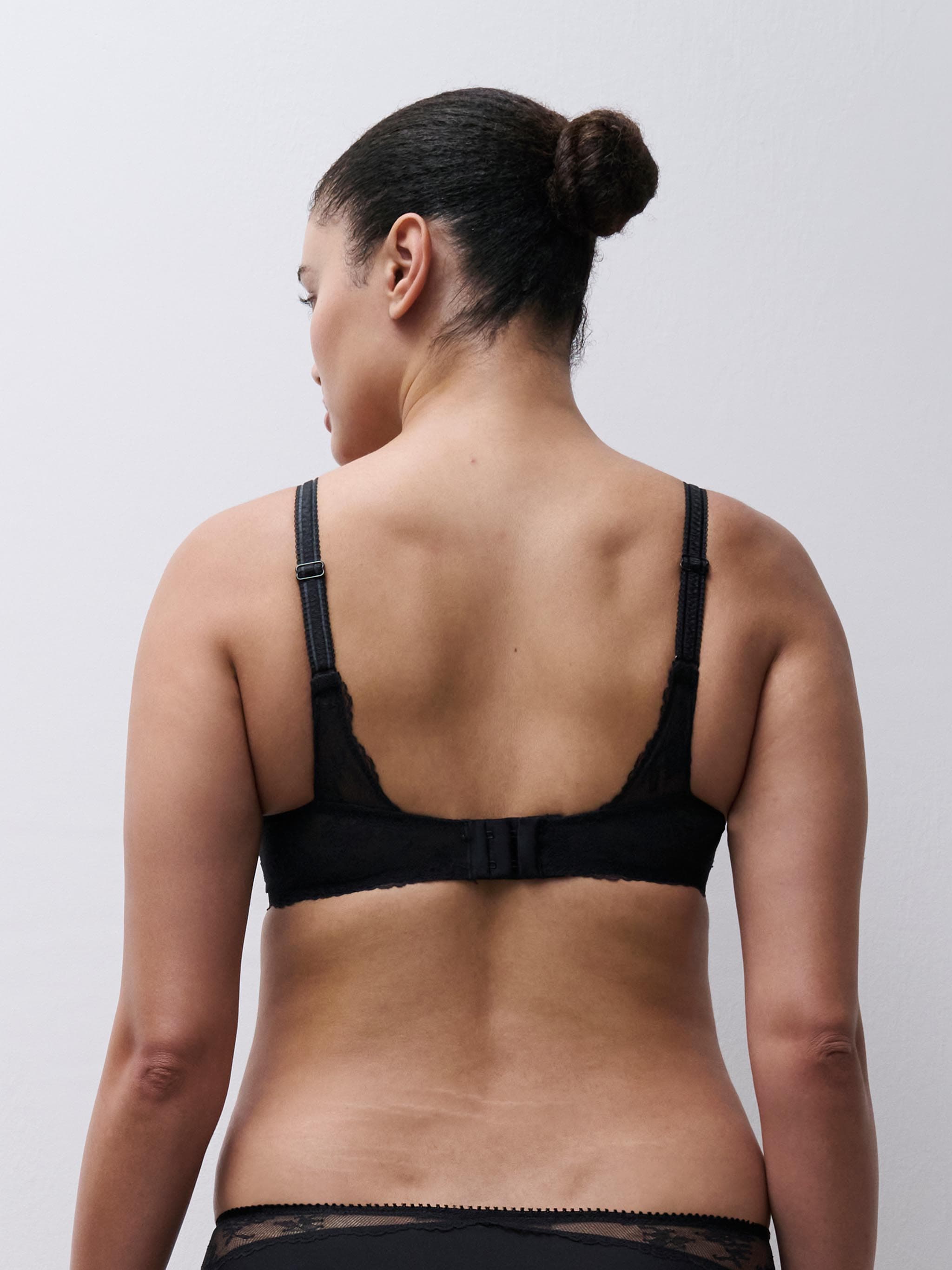Soutien-gorge coques plongeant