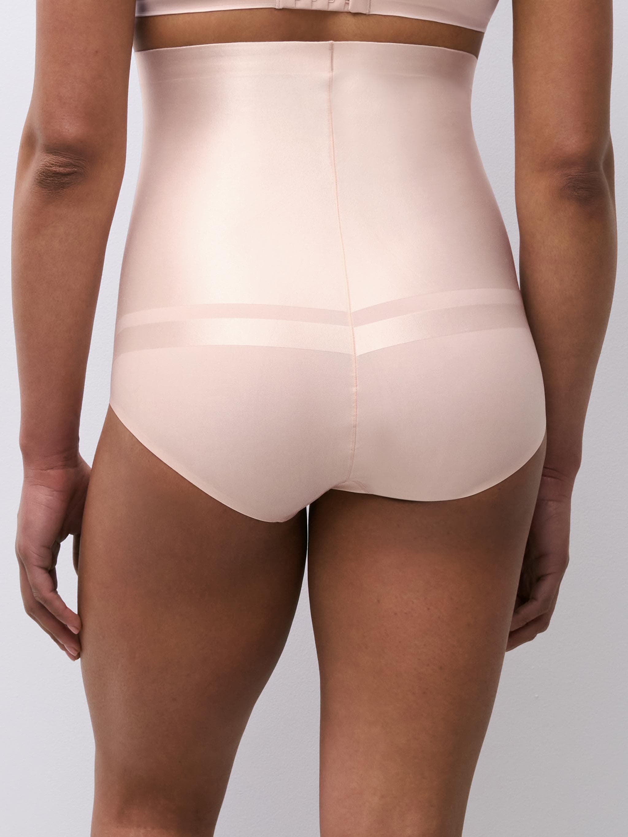 Culotte gainante taille très haute