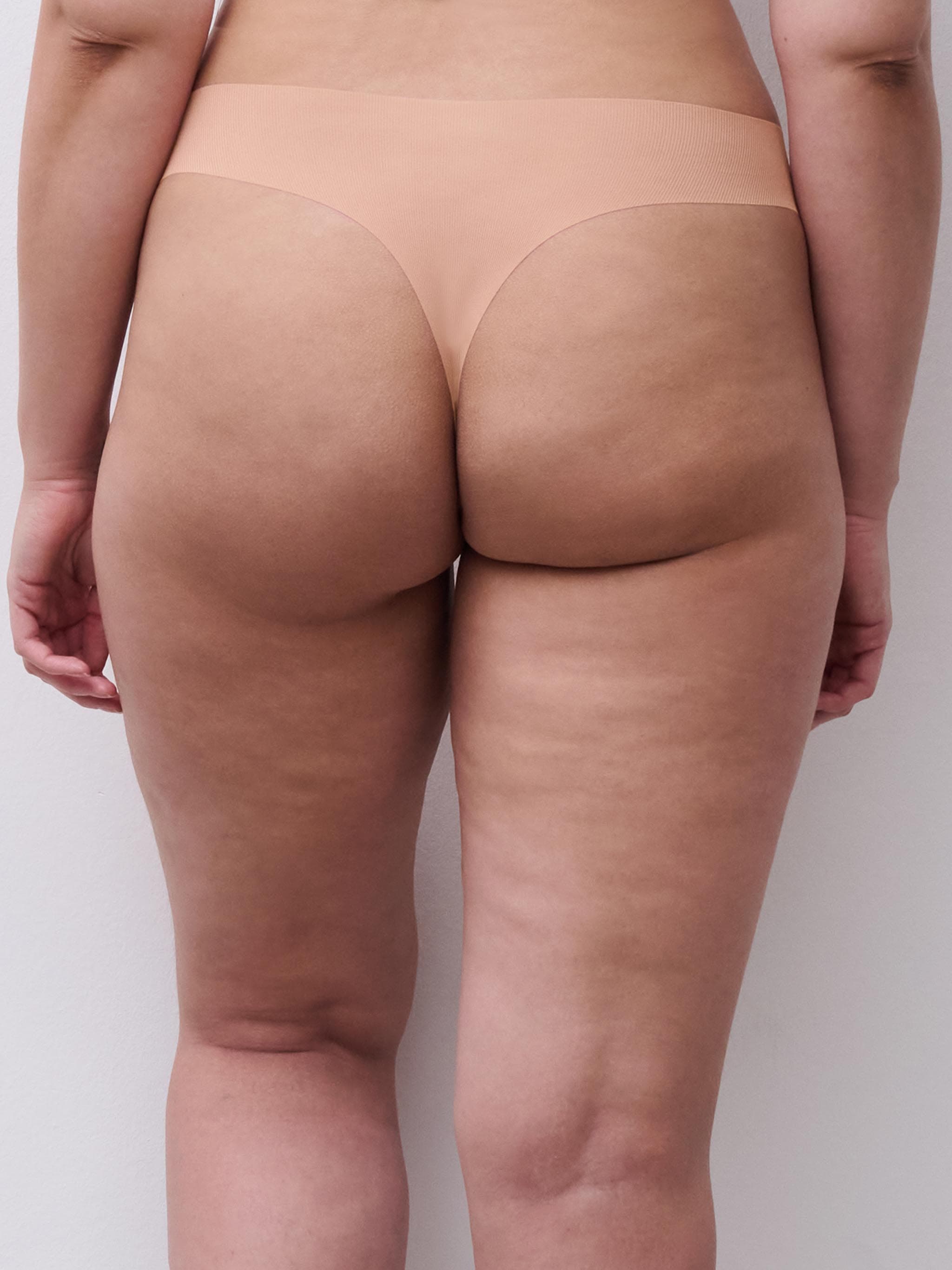 String - Fond de teint