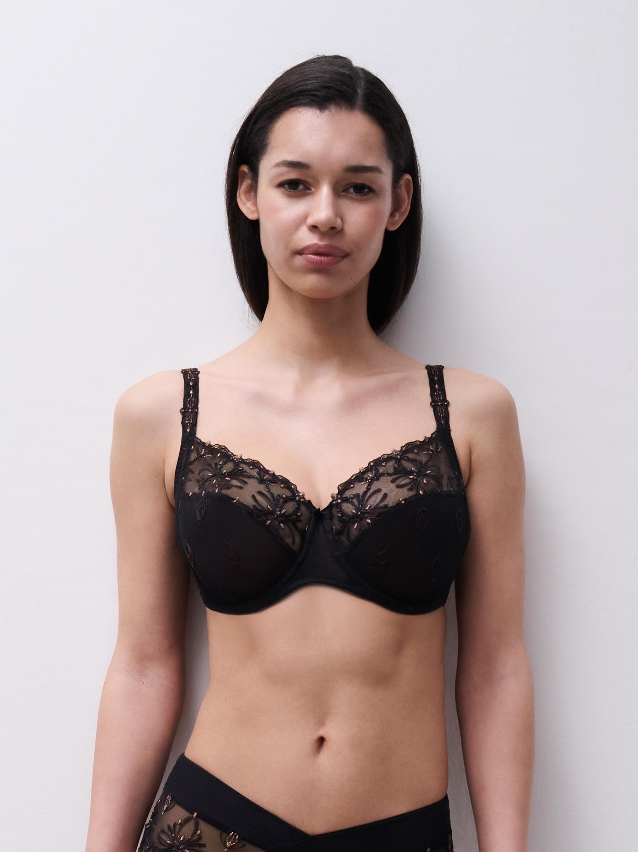 Soutien-gorge emboîtant