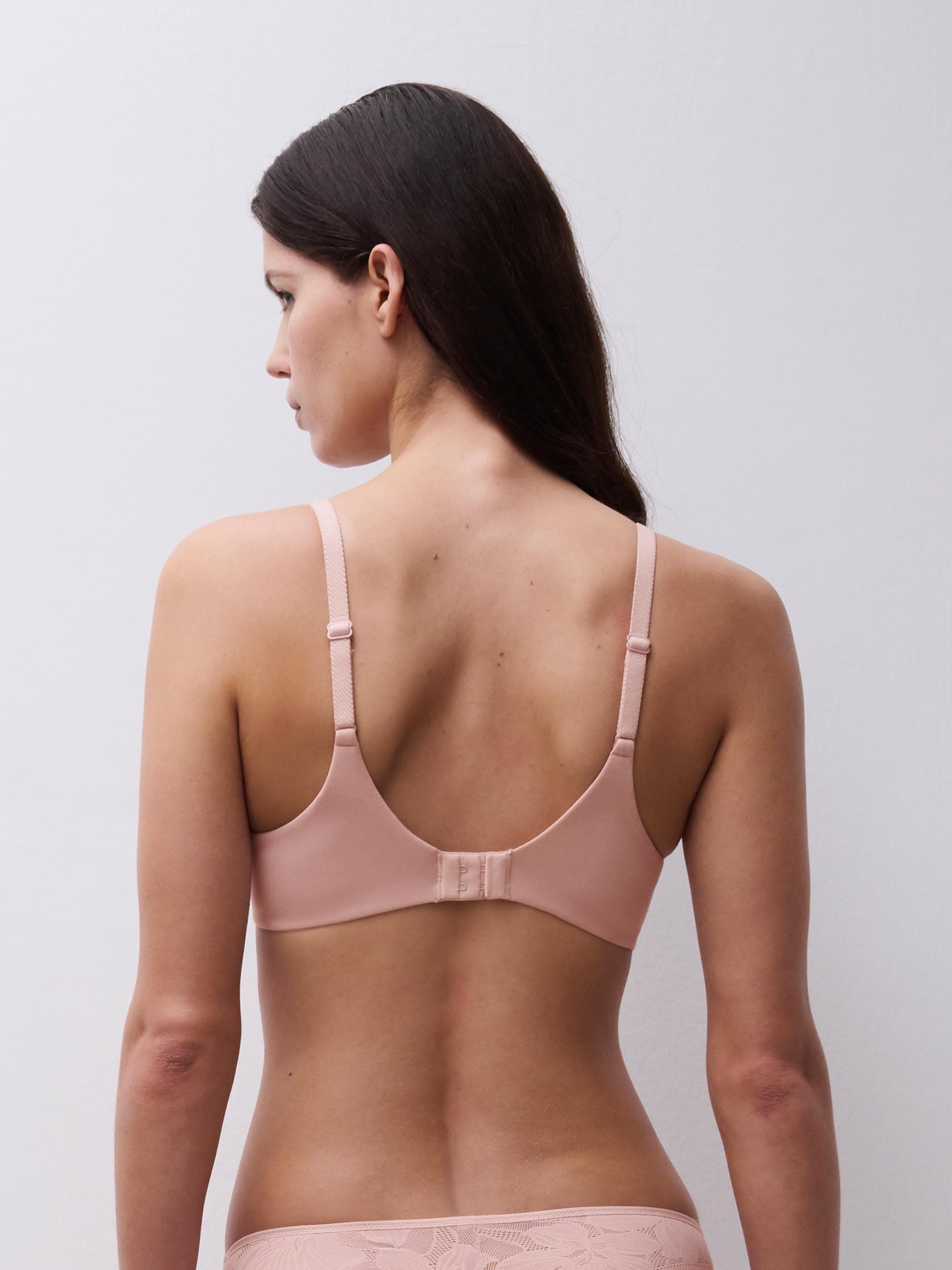 Soutien gorge spacer plongeant