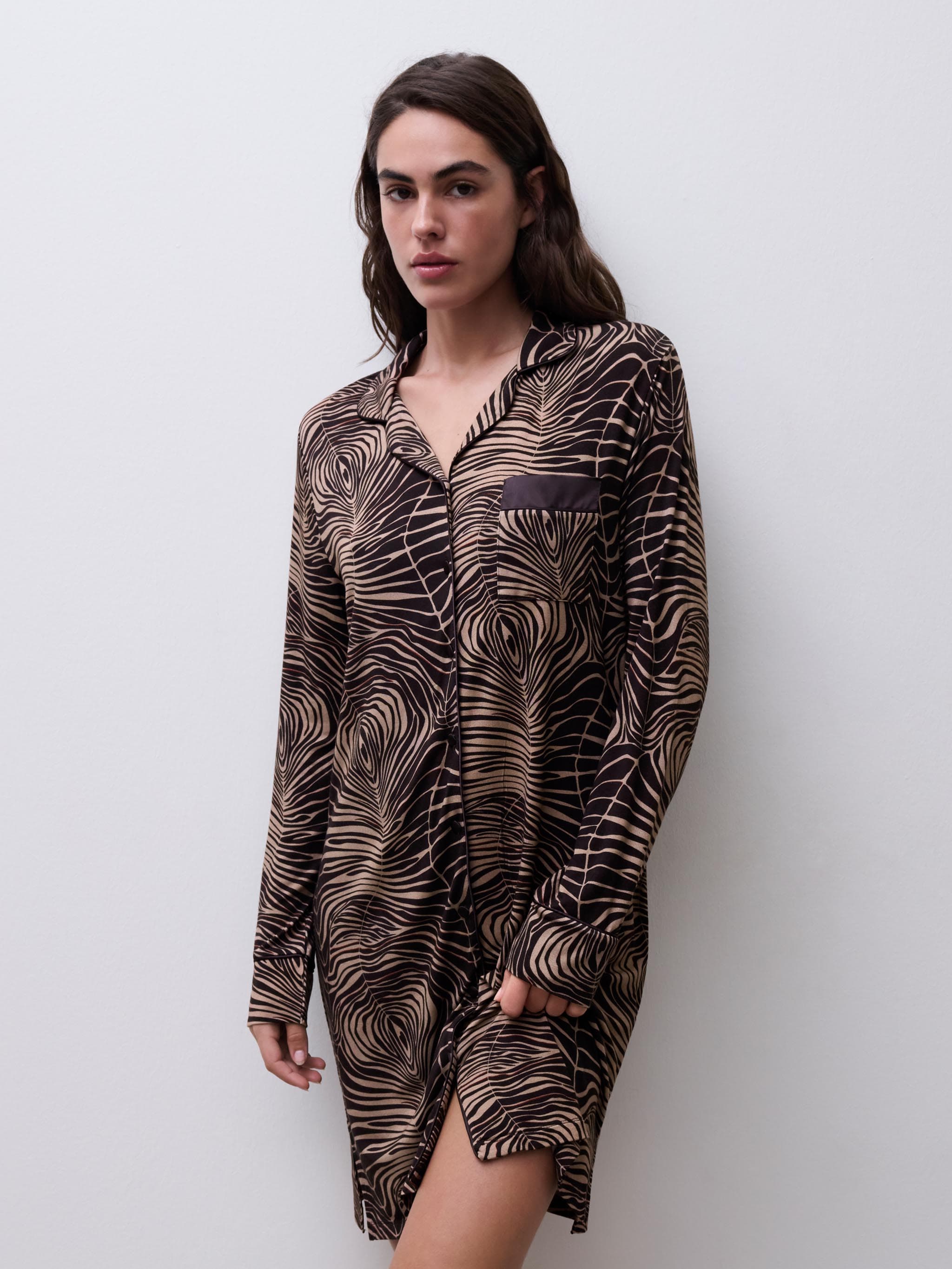 Chemise de nuit manche longue - Imprimé zébré