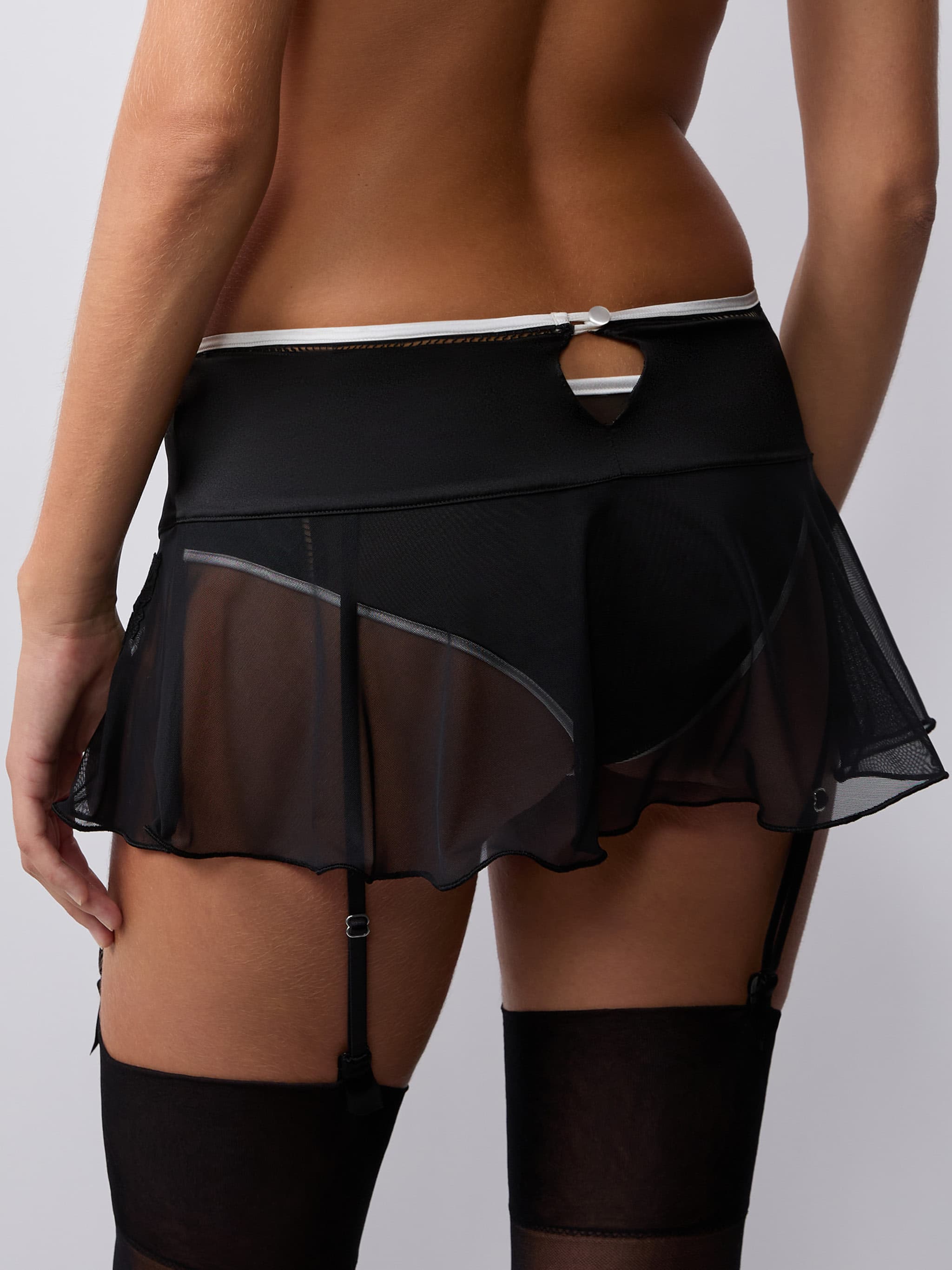 Porte-jarretelles jupette - Noir
