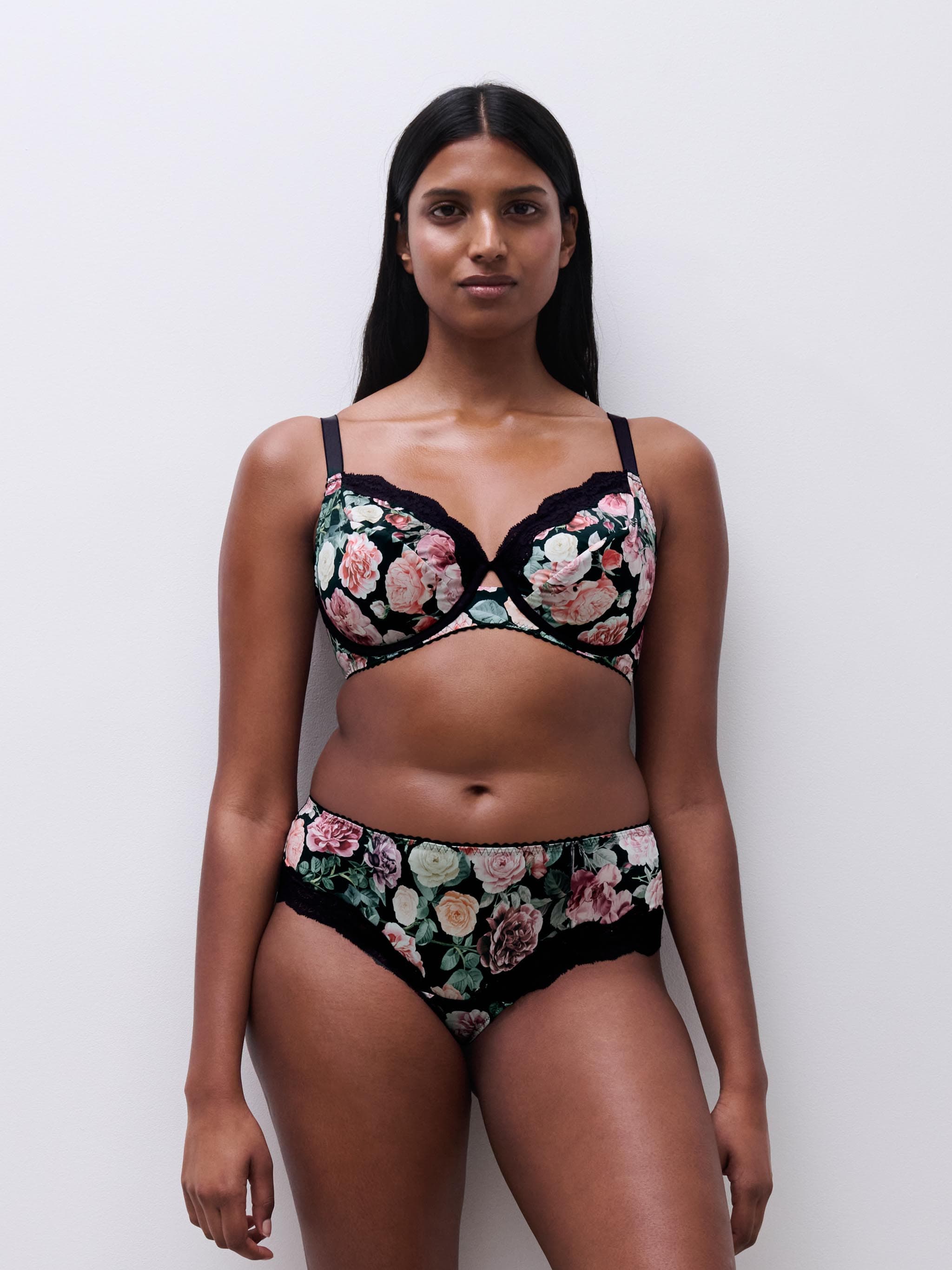 Soutien-gorge emboîtant