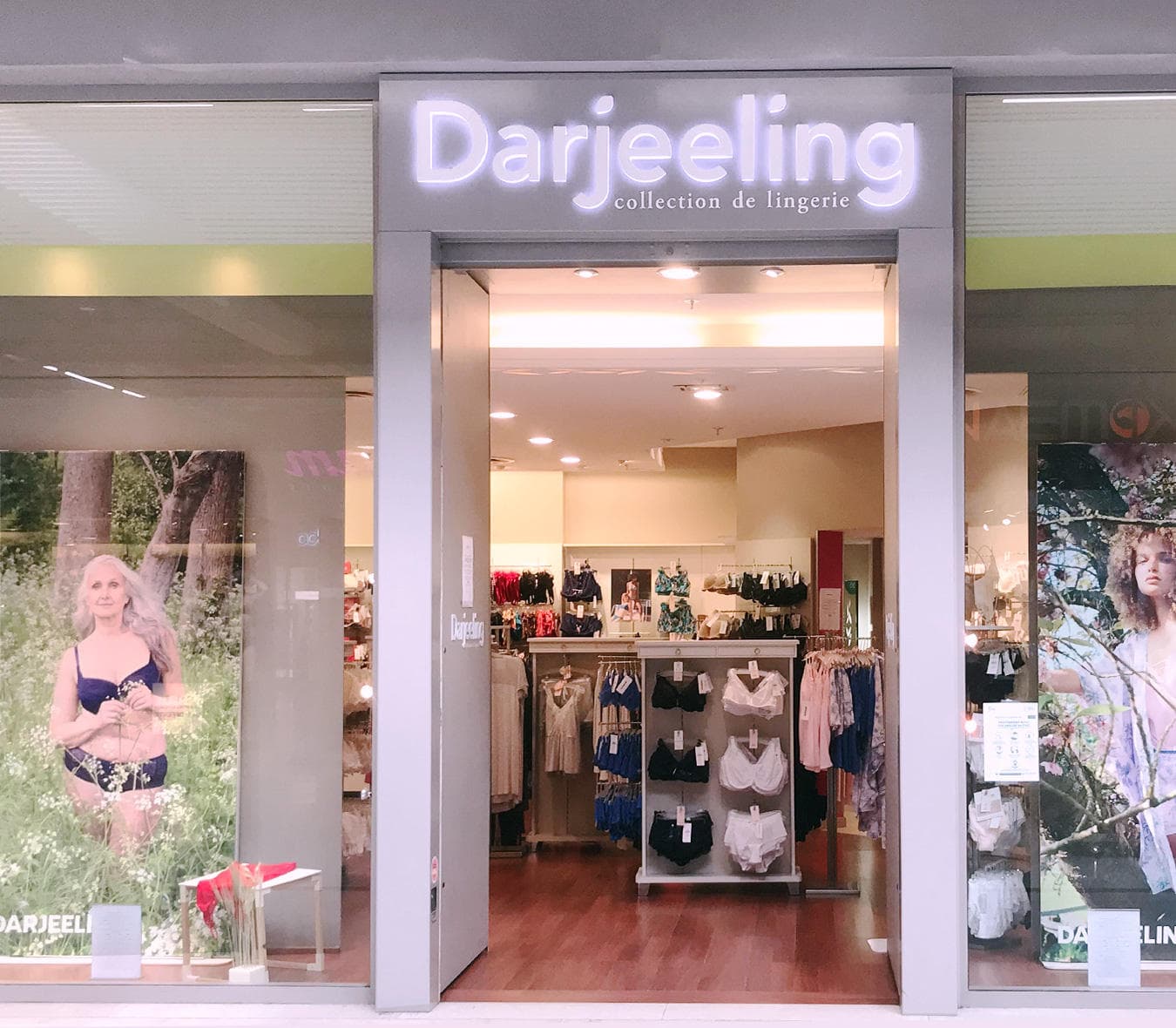 Darjeeling Flins-sur-Seine image #1