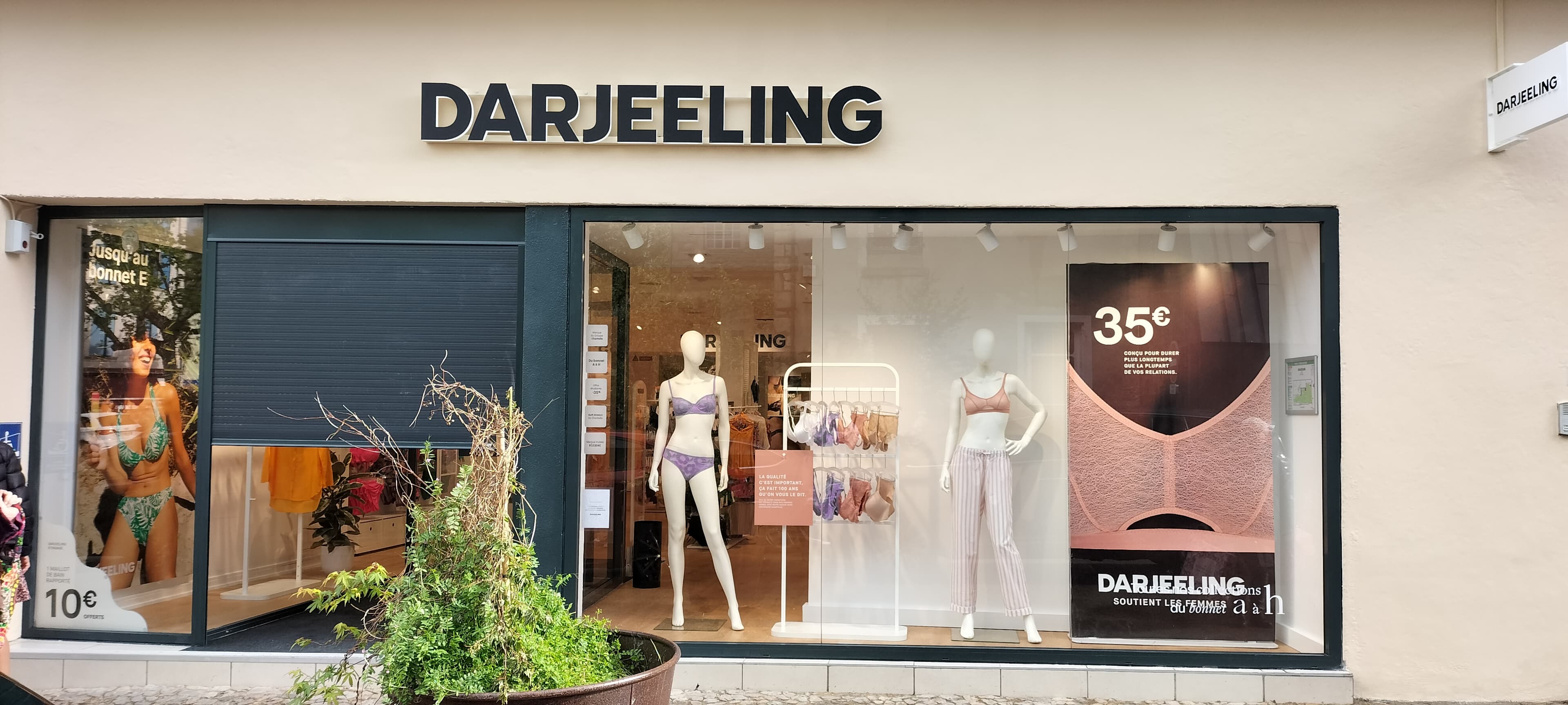 Darjeeling Montbrison image #0