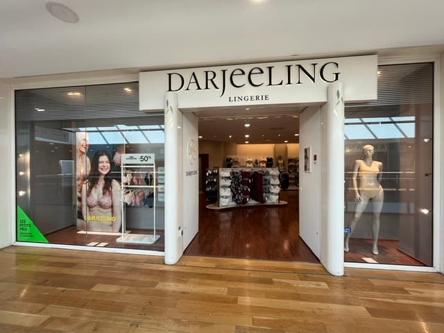 Darjeeling Valenciennes Place d'Armes image #7