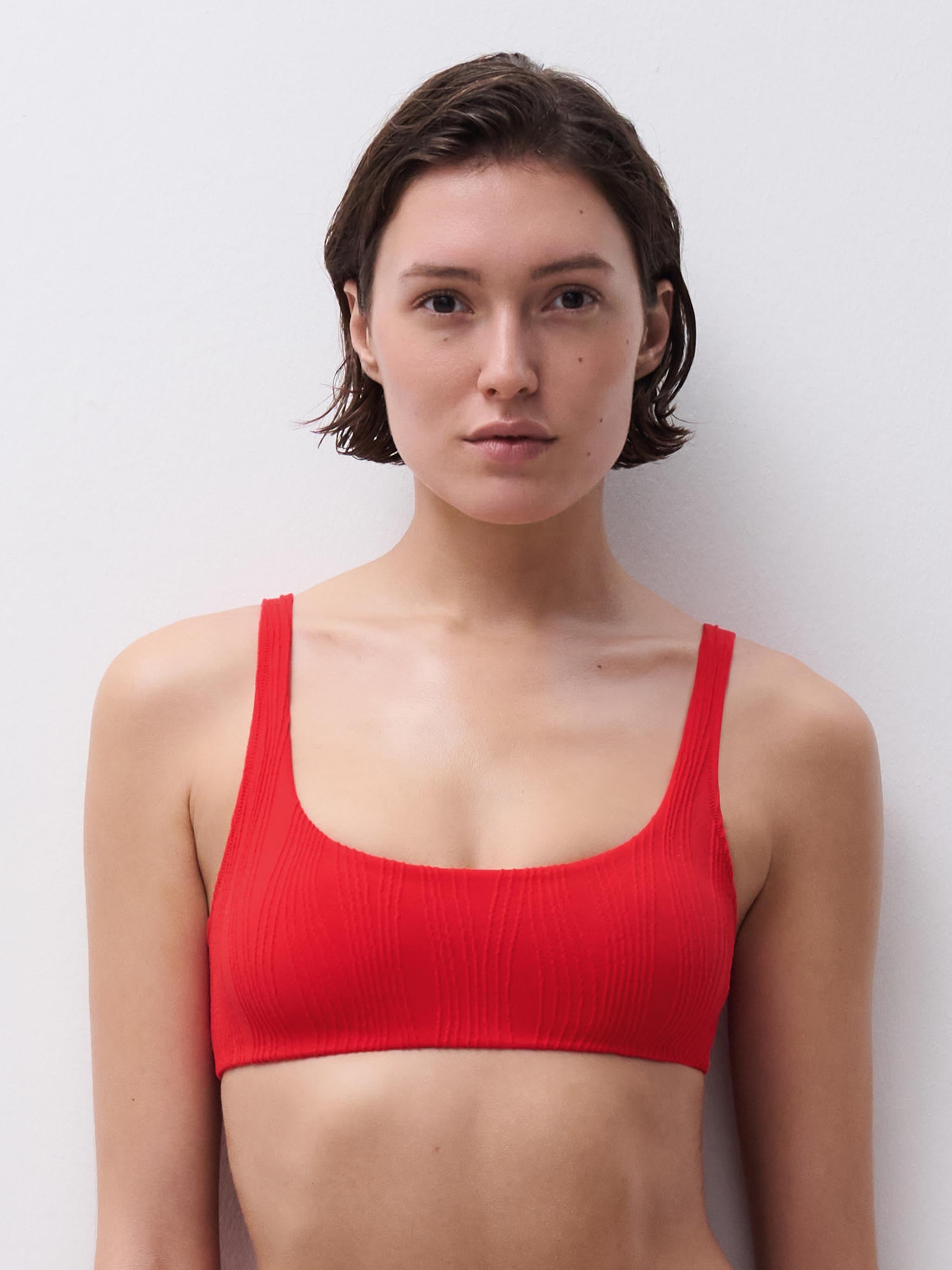 Haut de maillot de bain sans armature coques amovibles - Cerise