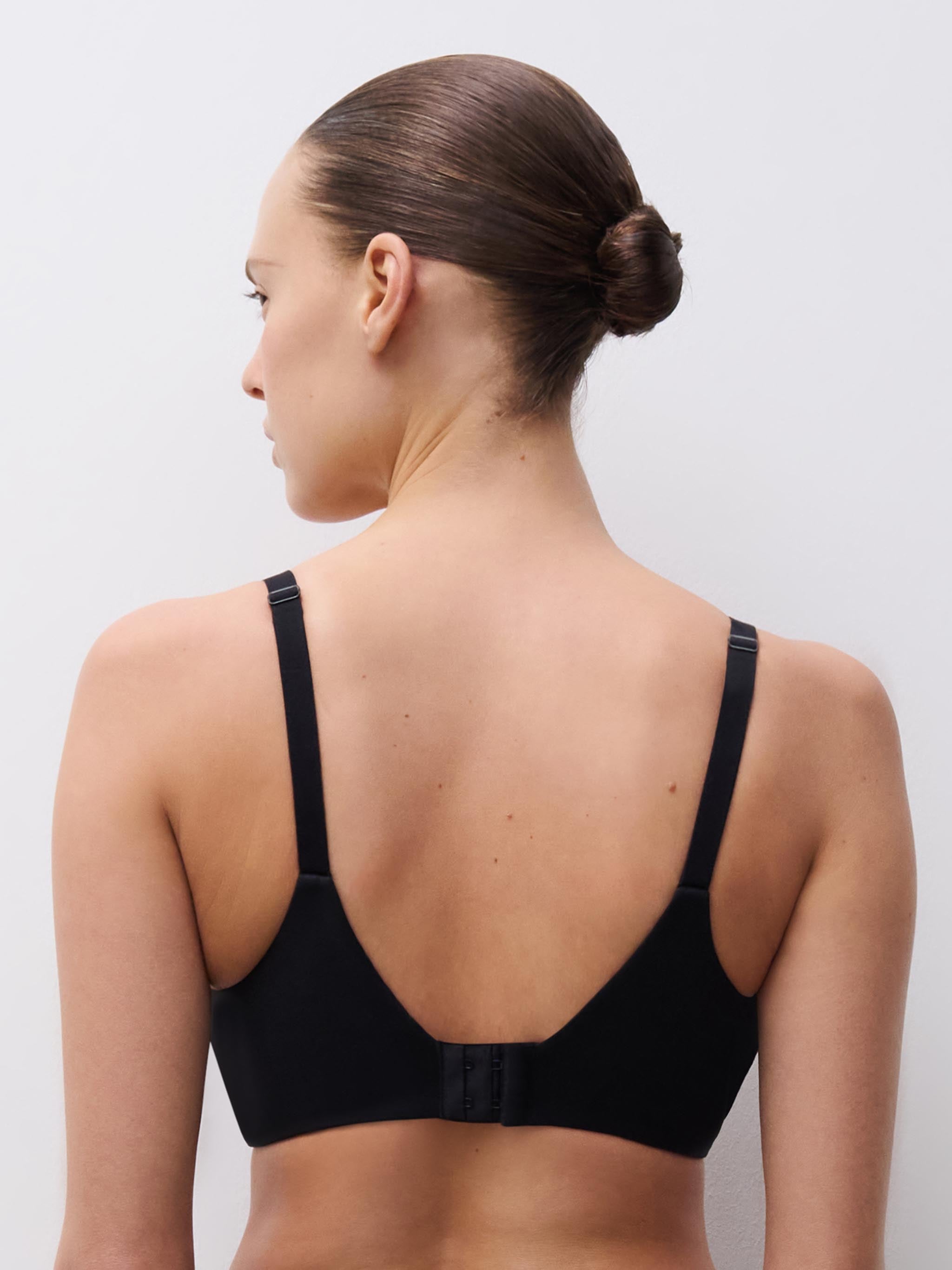 Soutien-gorge moulé emboîtant - Noir