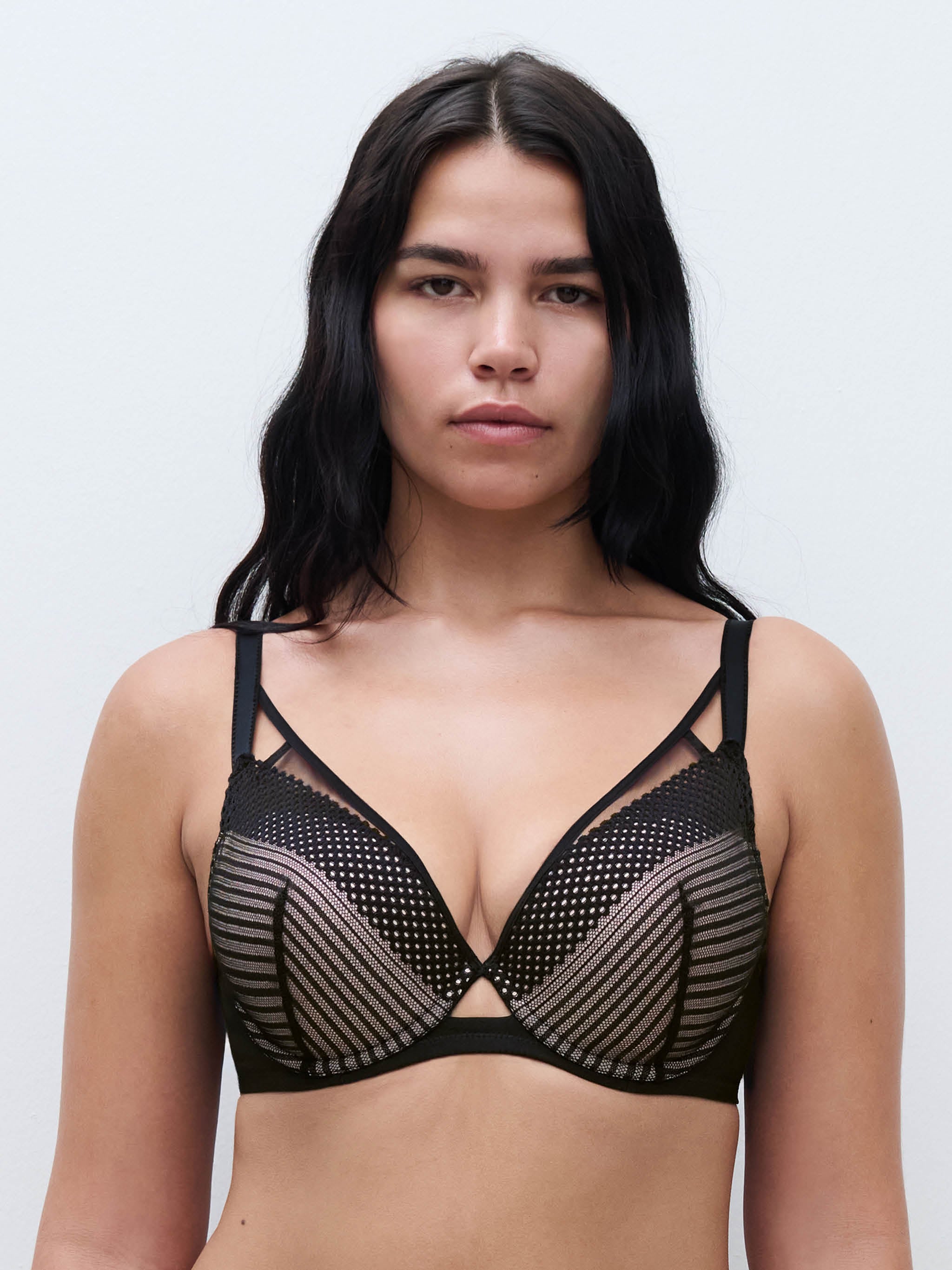 Soutien-gorge coques plongeant - Noir