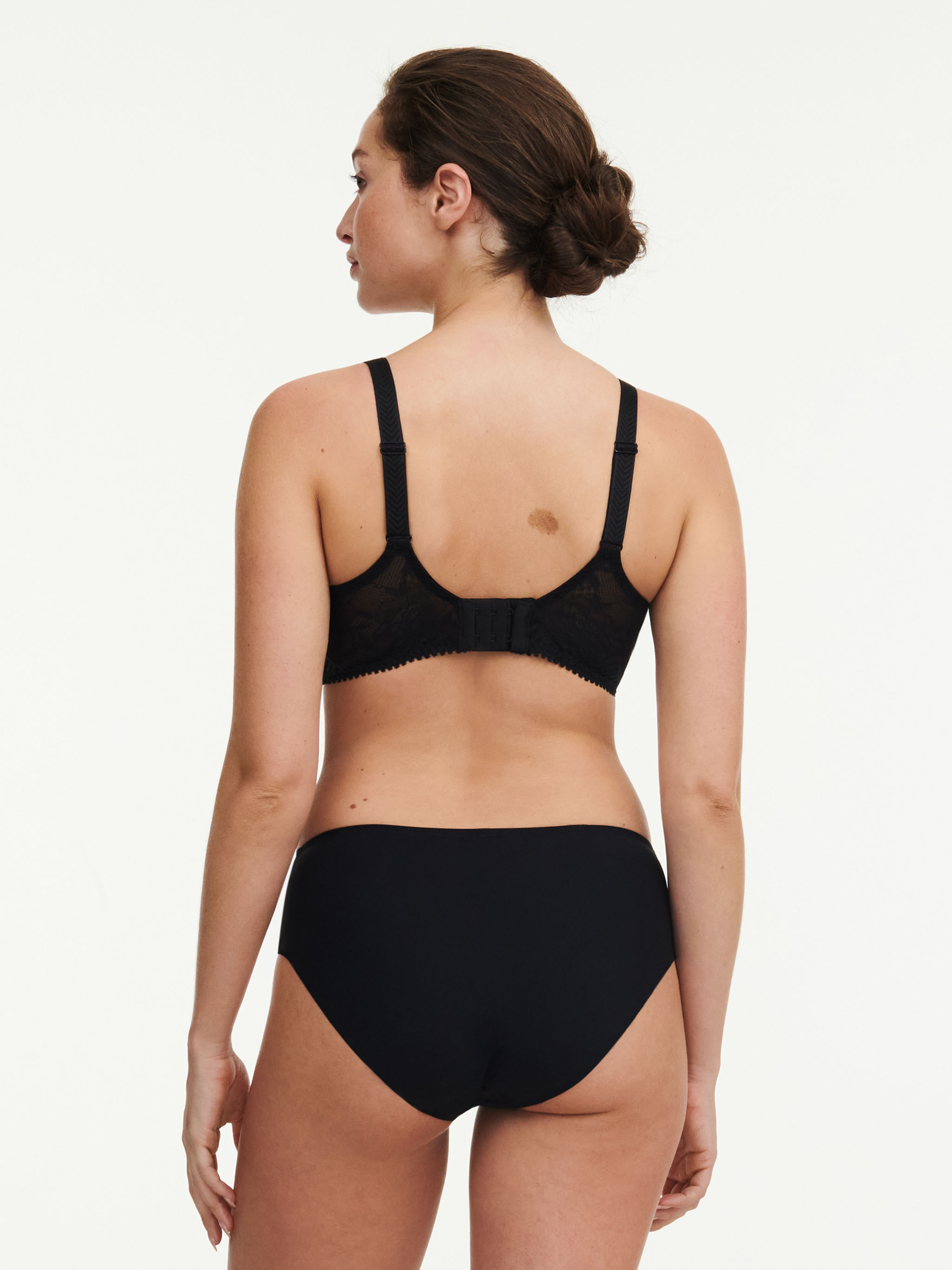 Soutien-gorge Chantelle Noir - Taille EU 80E / FR 95E / UK 36DD, Neuf Avec étiquette