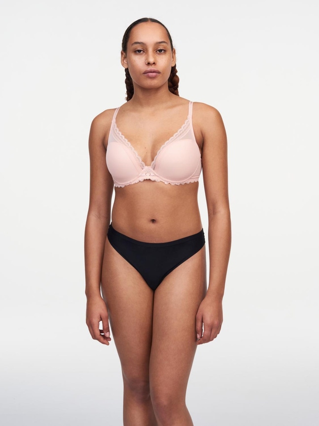 Soutien-gorge coques plongeant Parisian Allure Chantelle