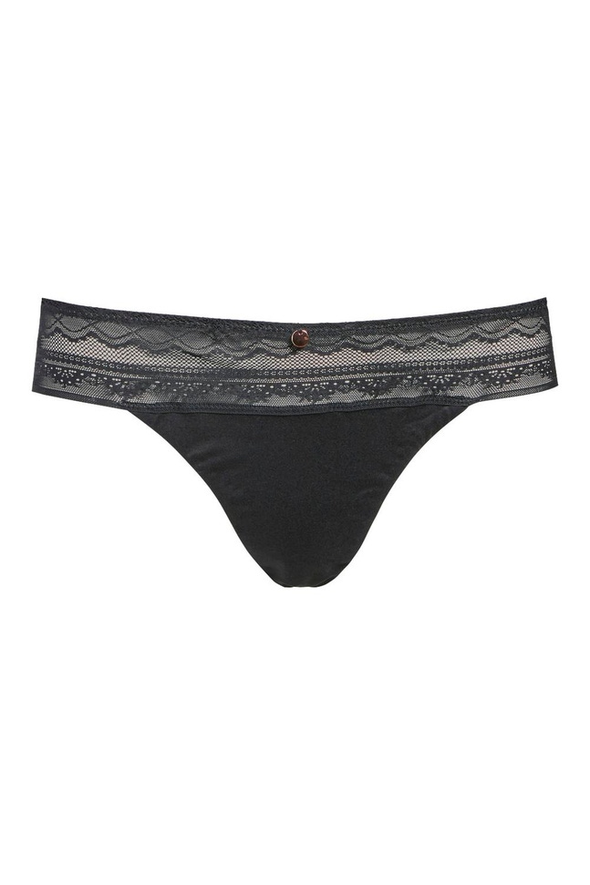 Tanga Kristen Femilet