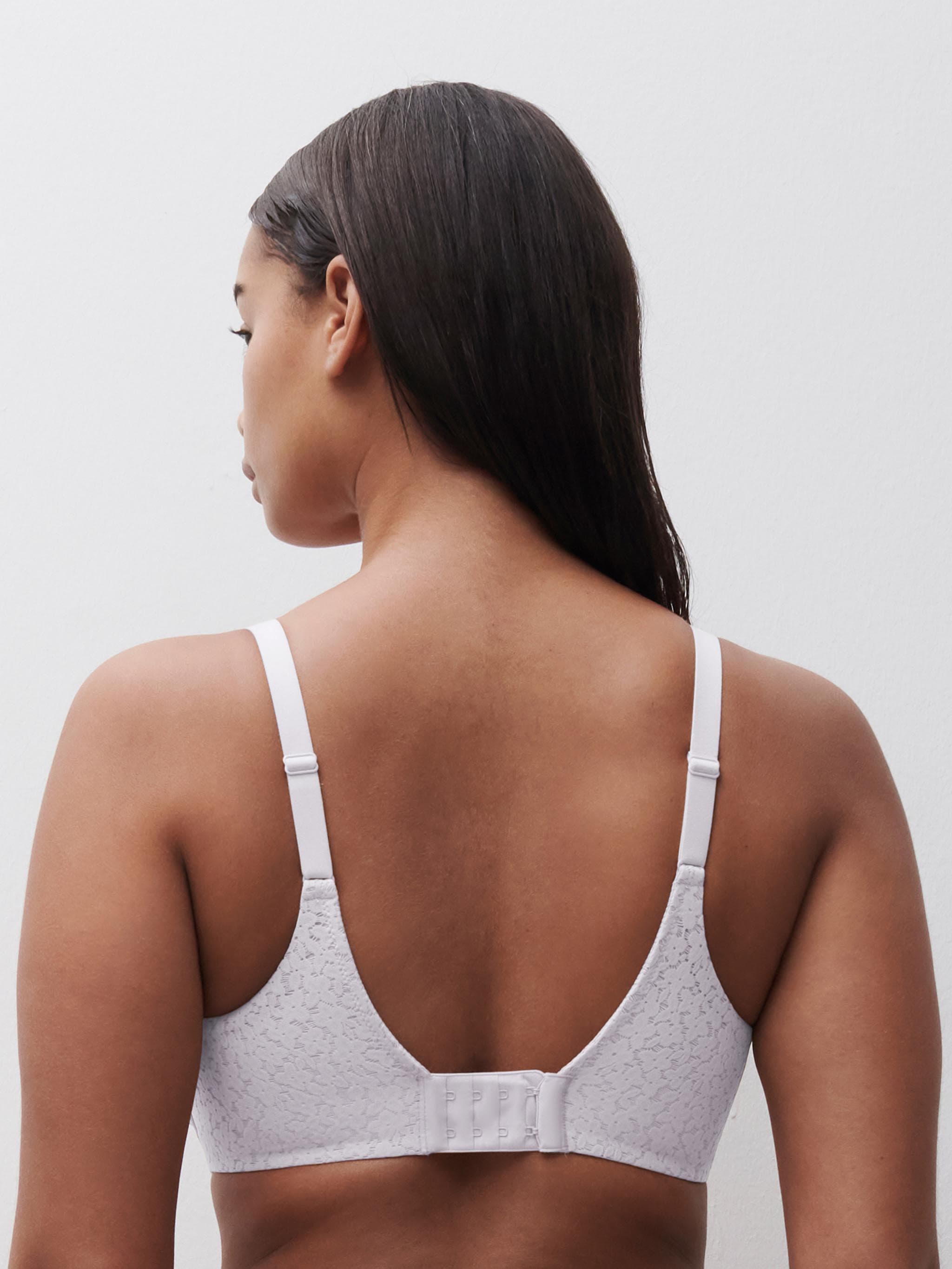Full coverage spacer bra - White