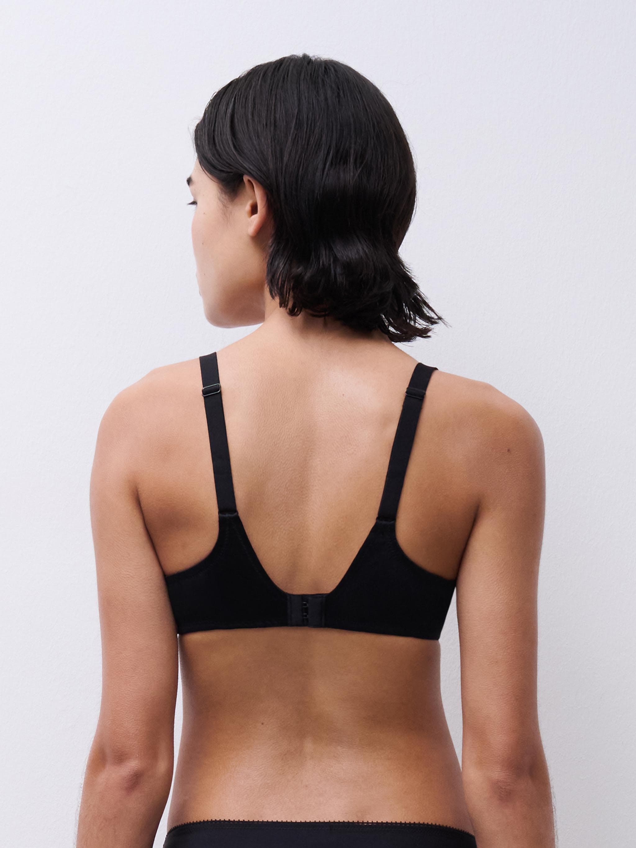 Full coverage memory foam bra