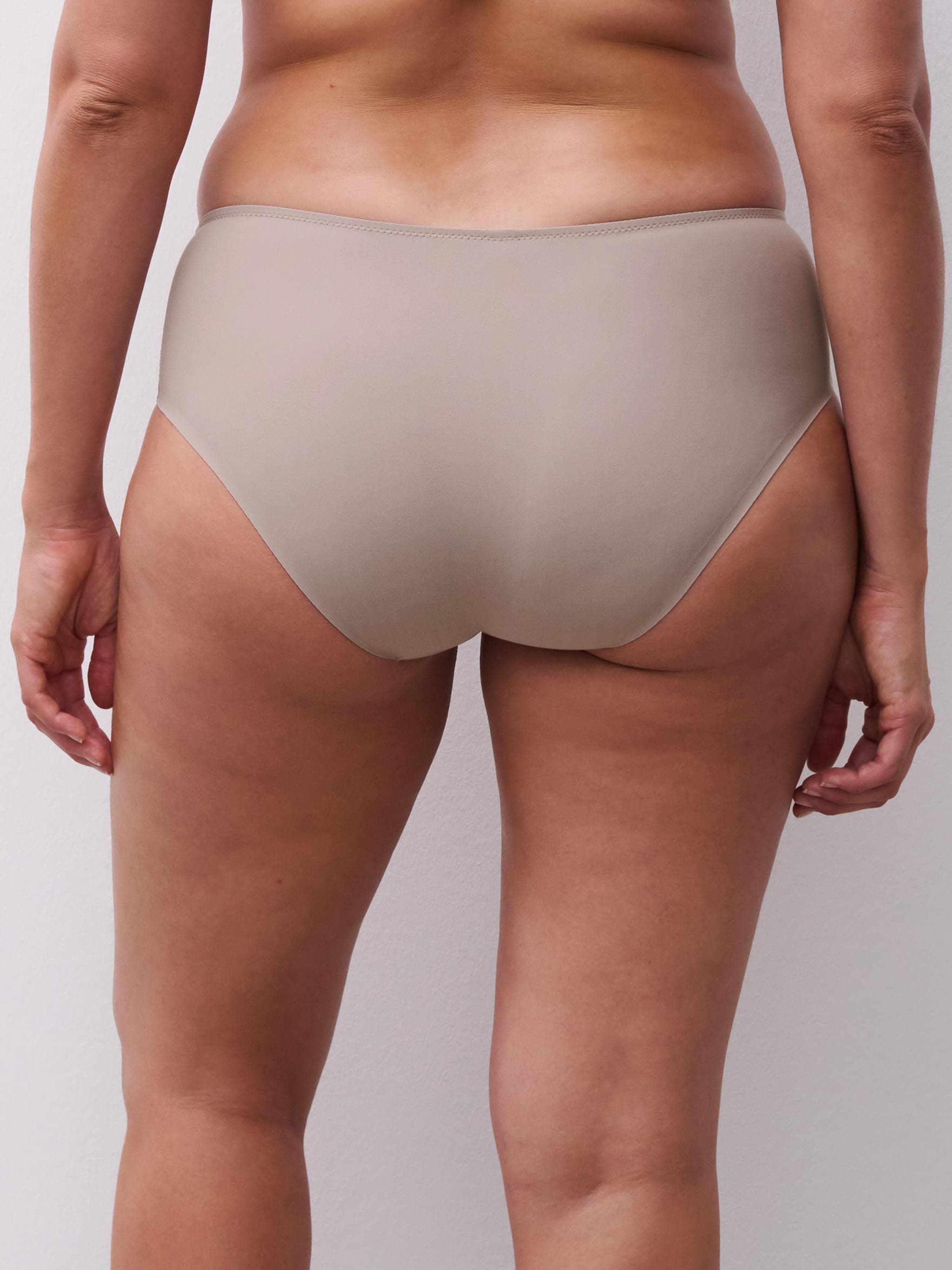 Full brief - Mineral Grey