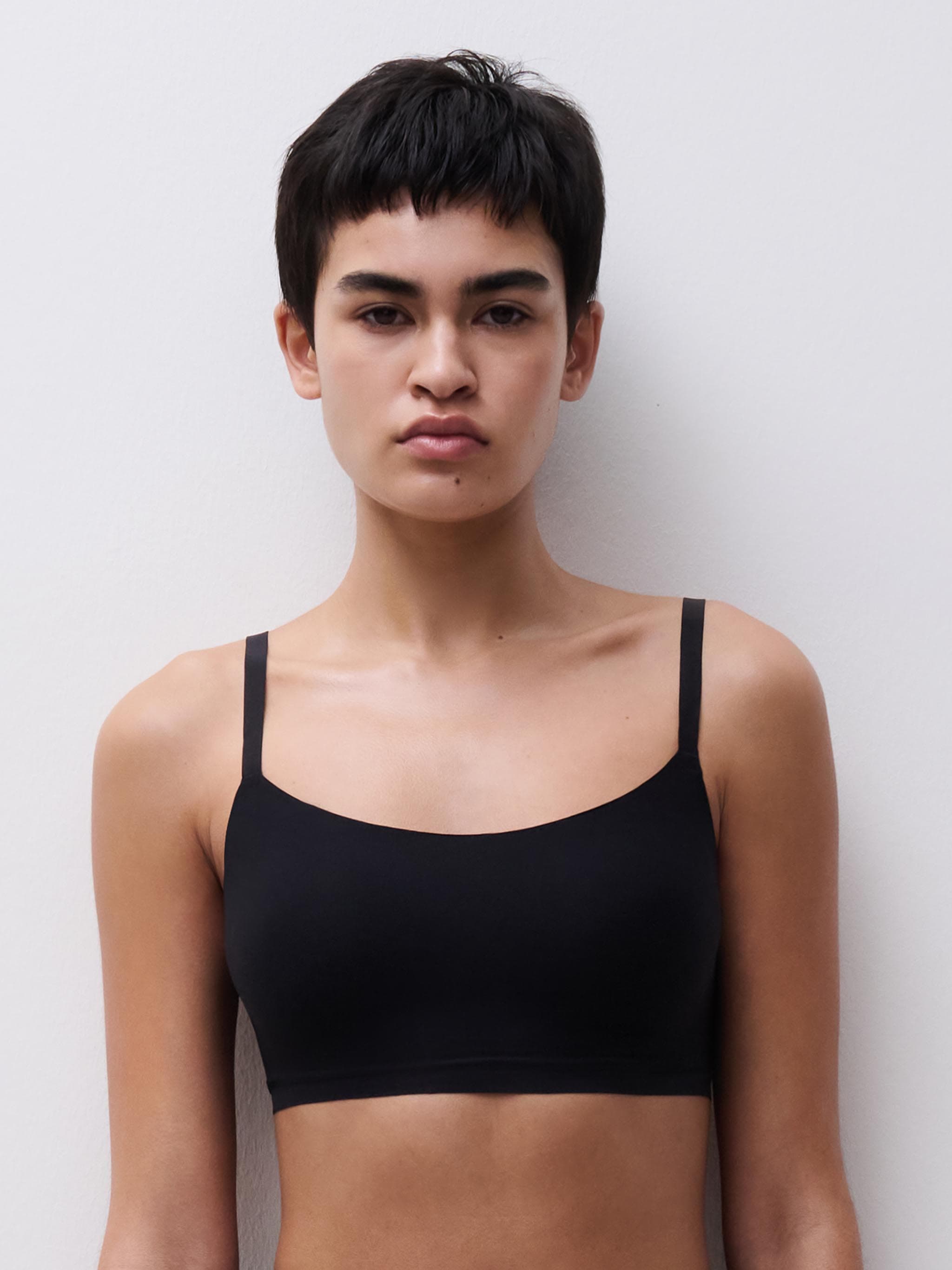 Bralette with moulded cups - Black