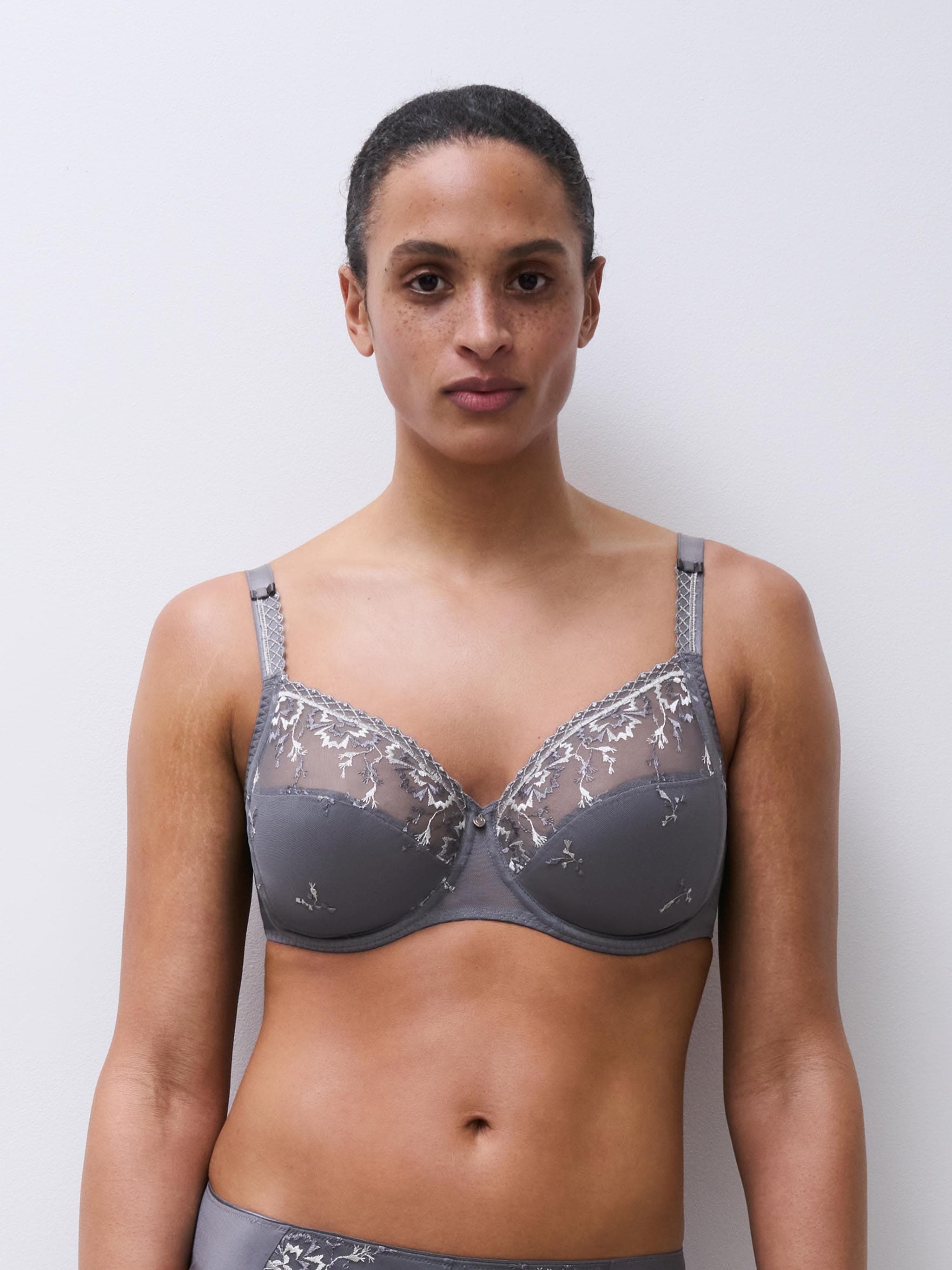Full coverage bra