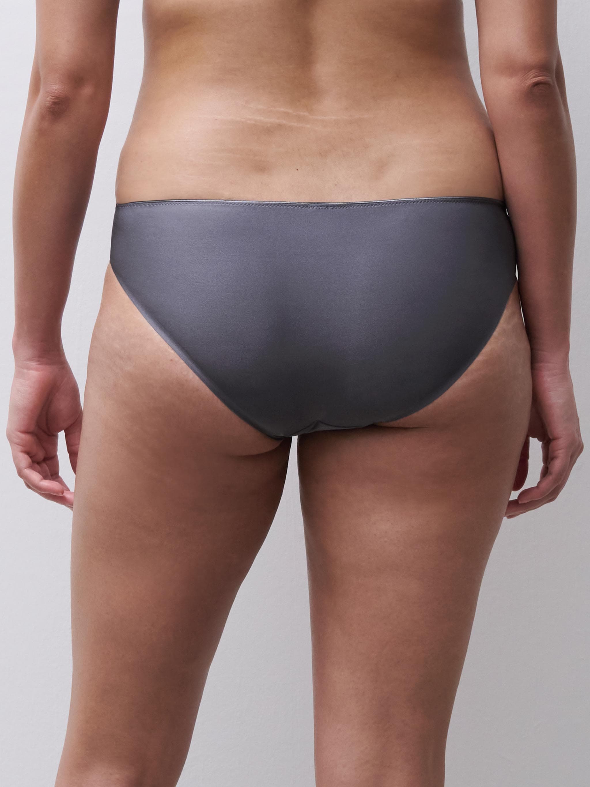Brief