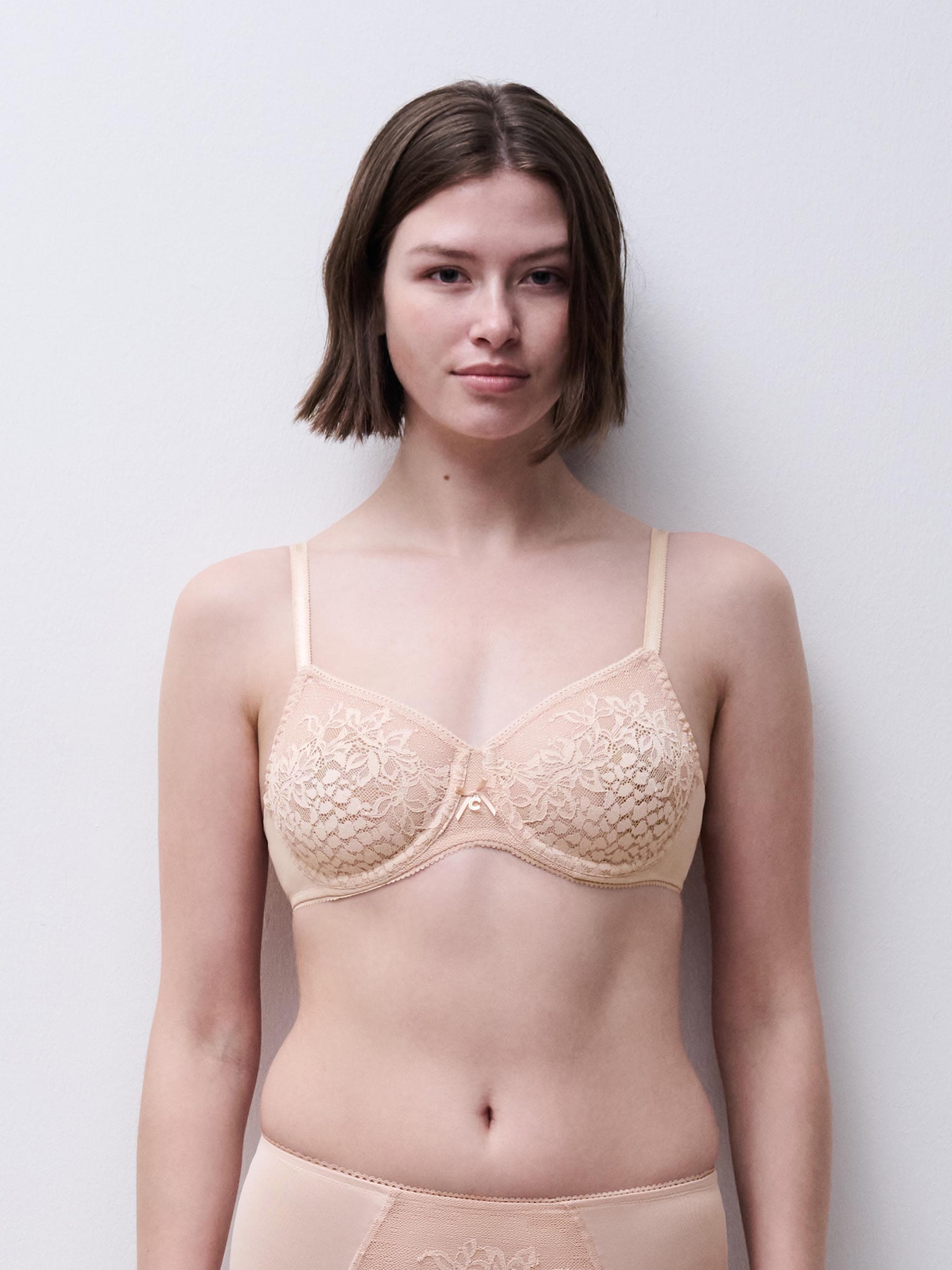 Molded full coverage bra - Golden Beige