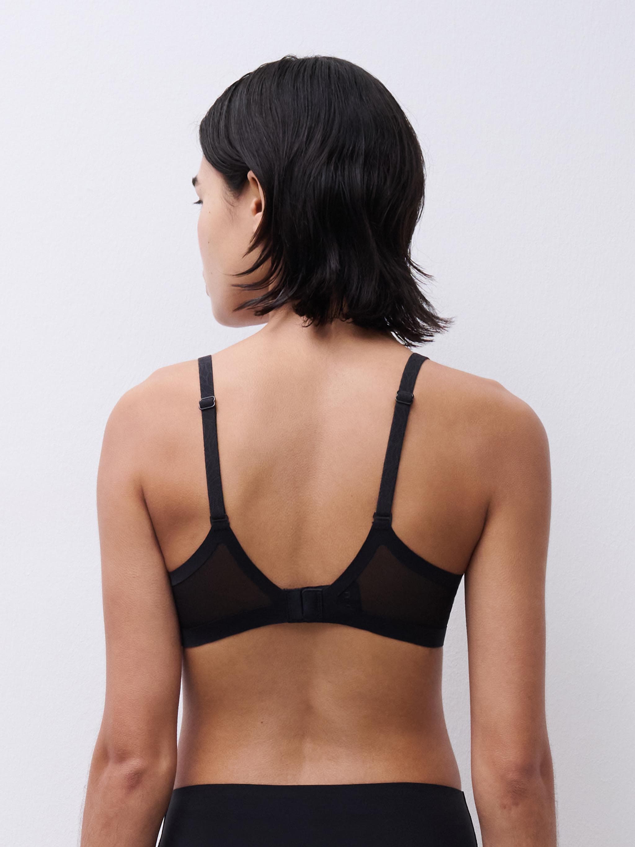 Full coverage moulded spacer bra - Black