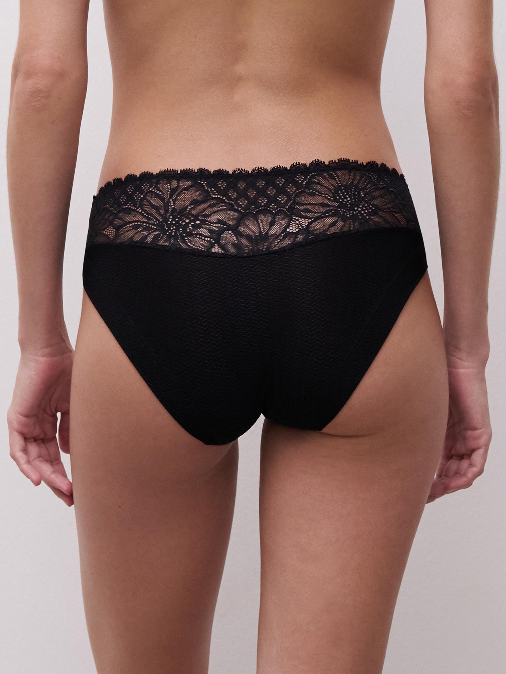 Full brief - Black