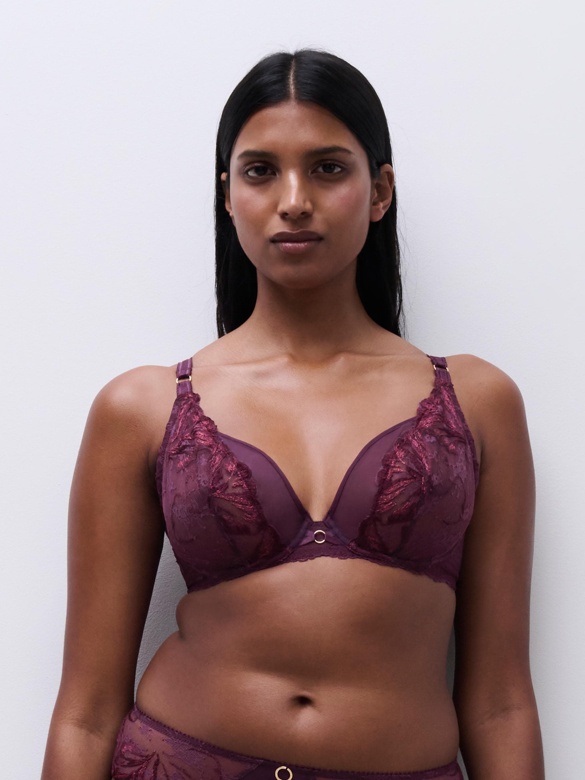 Full coverage bra