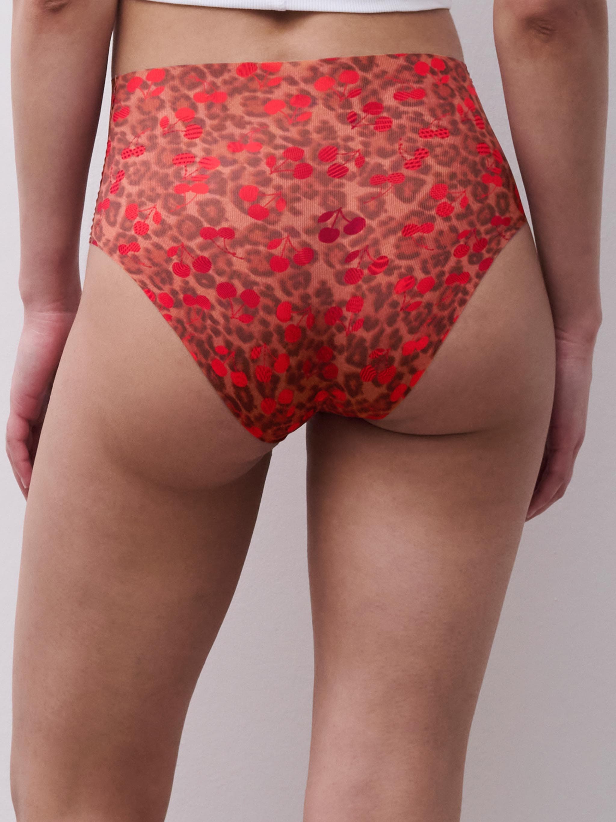 High-waisted brief