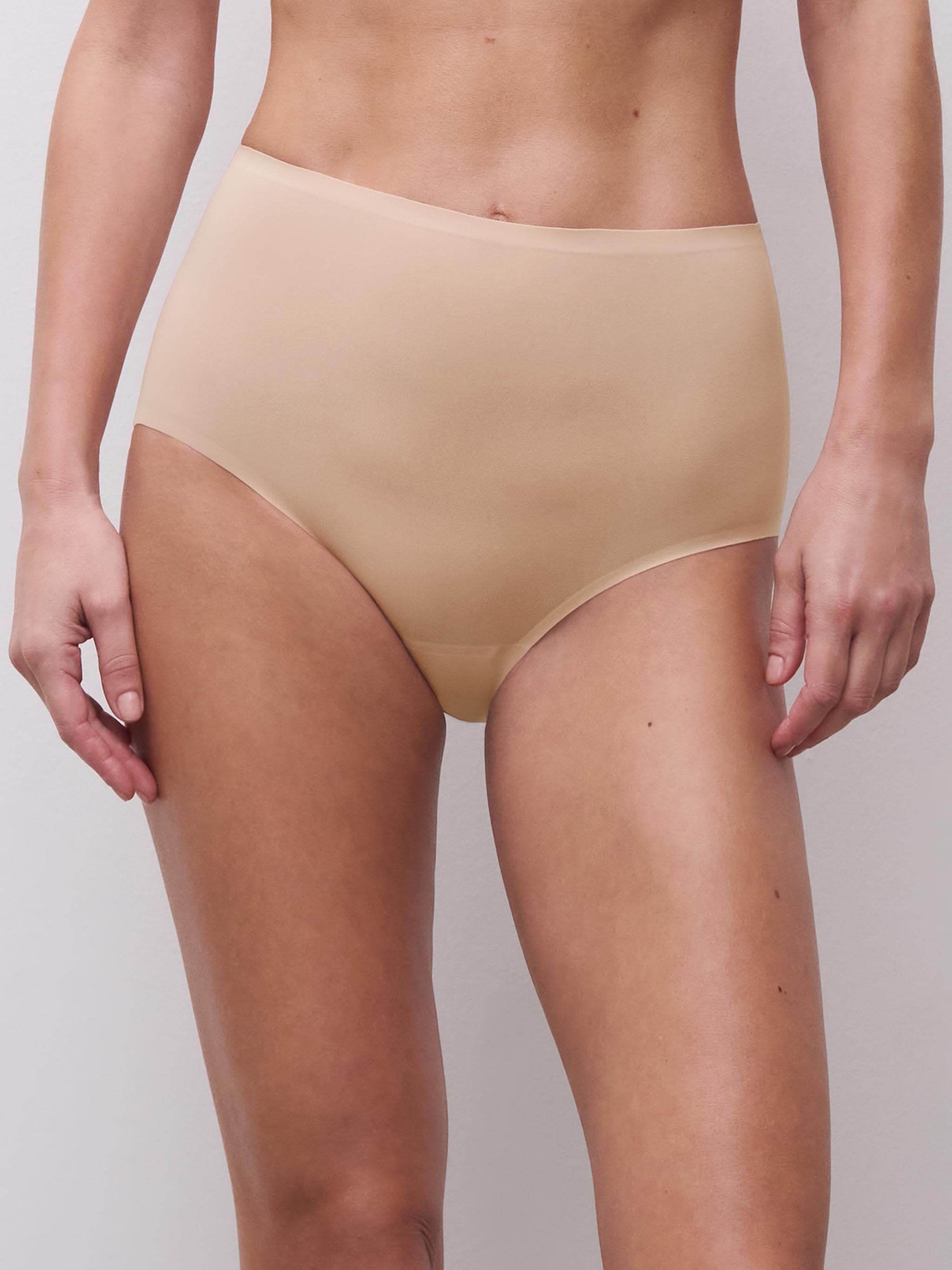 High-waisted brief
