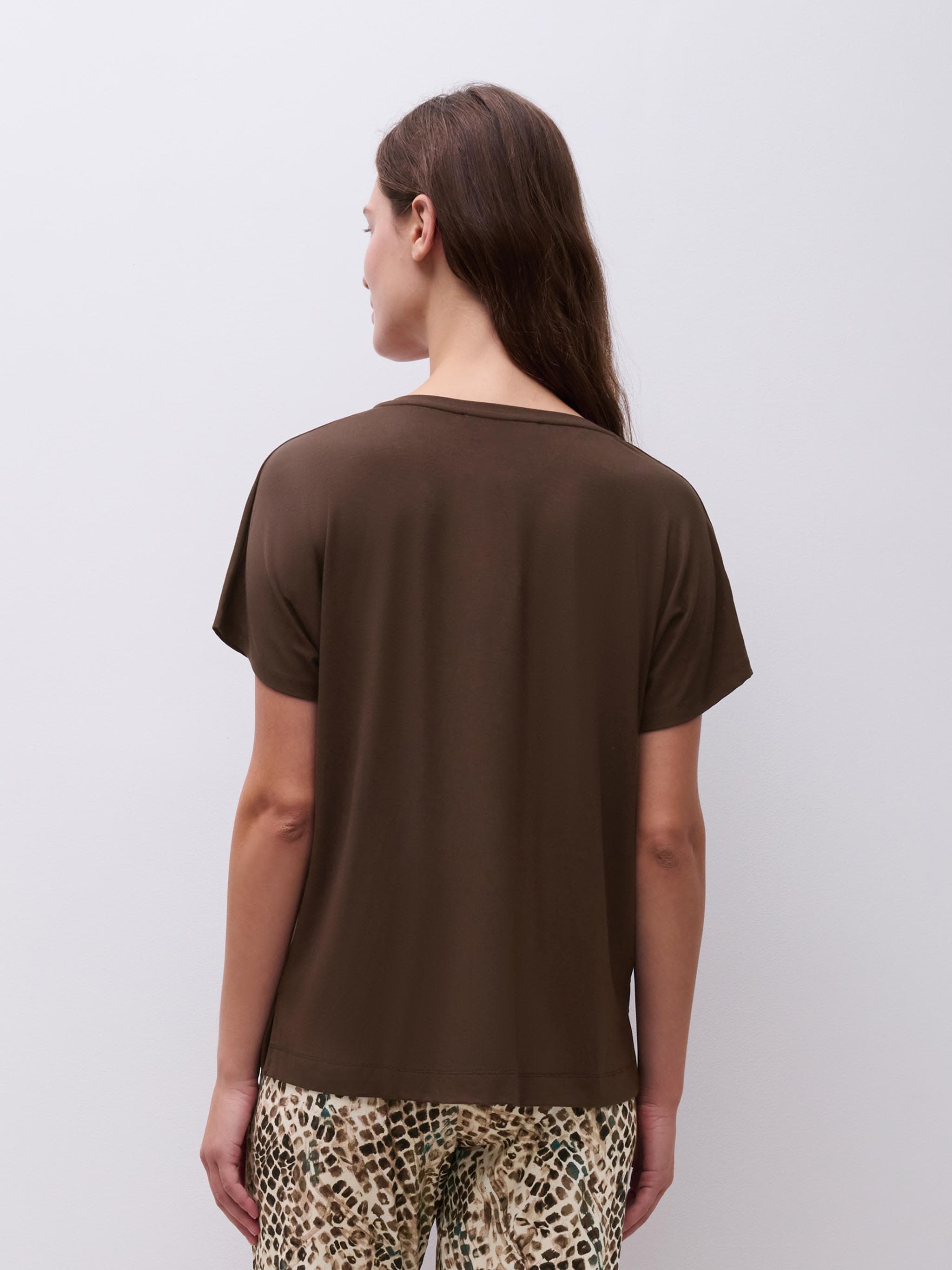 Short-sleeved T-shirt