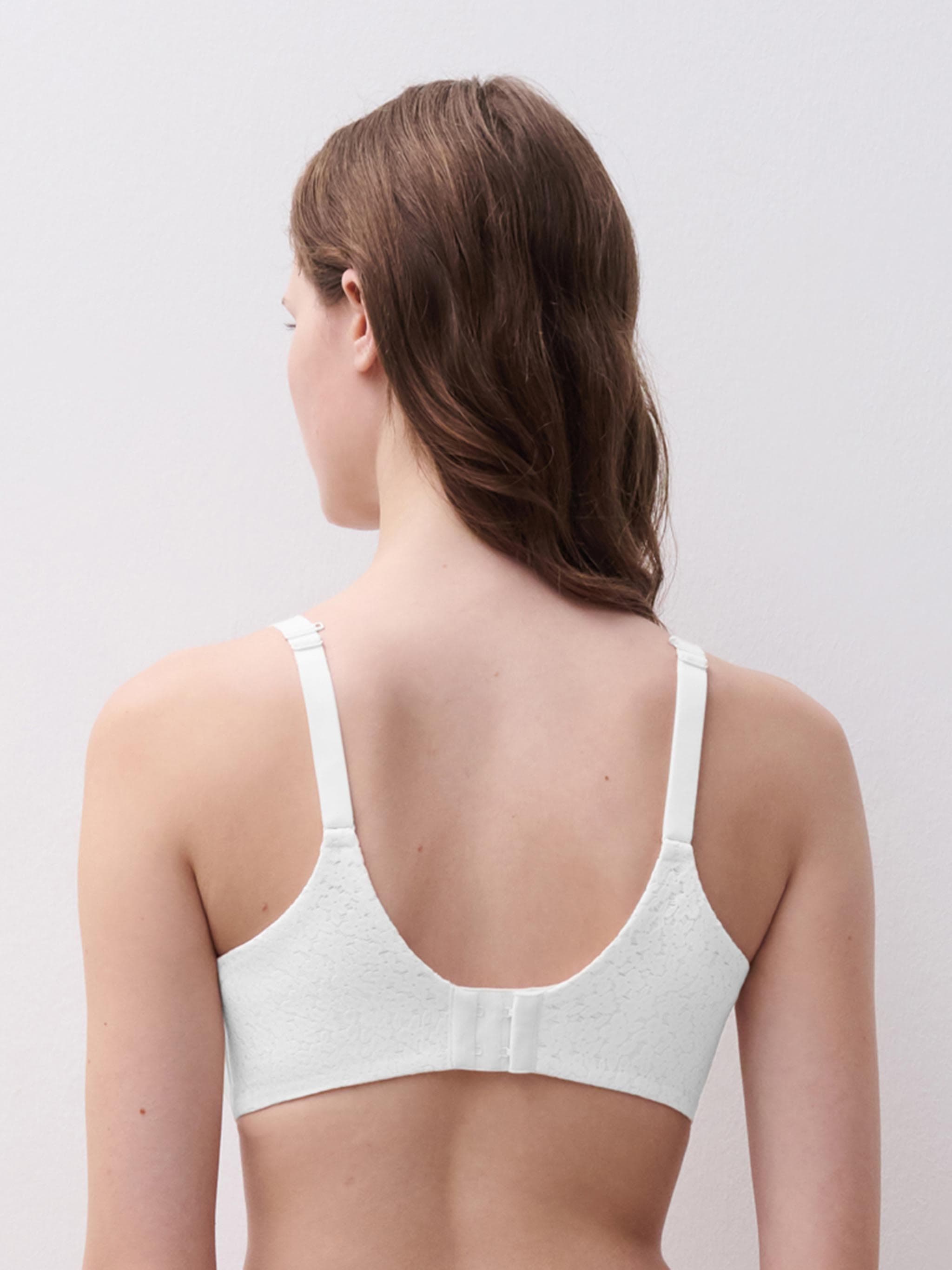 Full coverage t-shirt bra - White